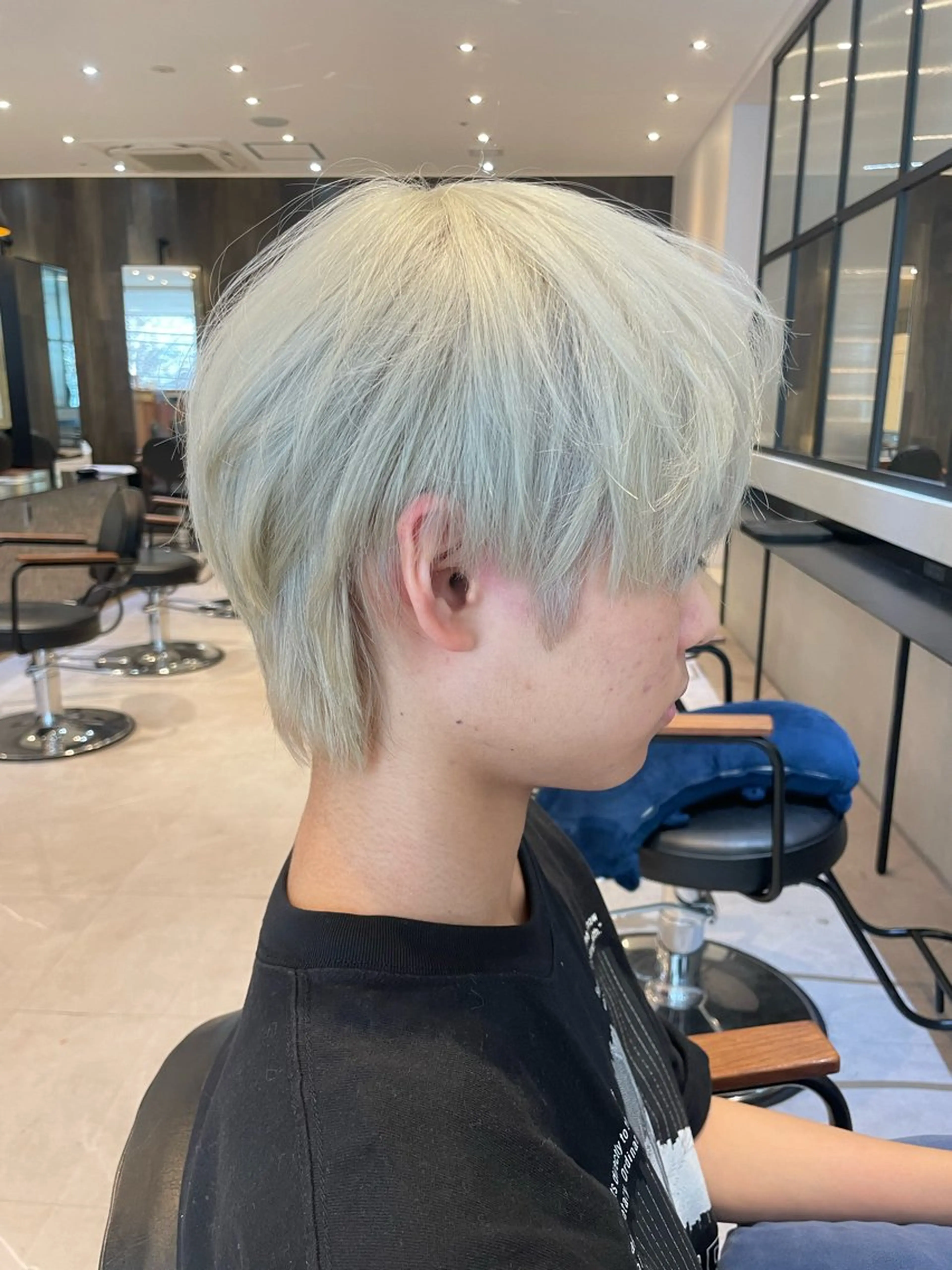 カラー メンズ ブロンド 韓国ヘア/そら レイヤー透明感カラーのヘアスタイル