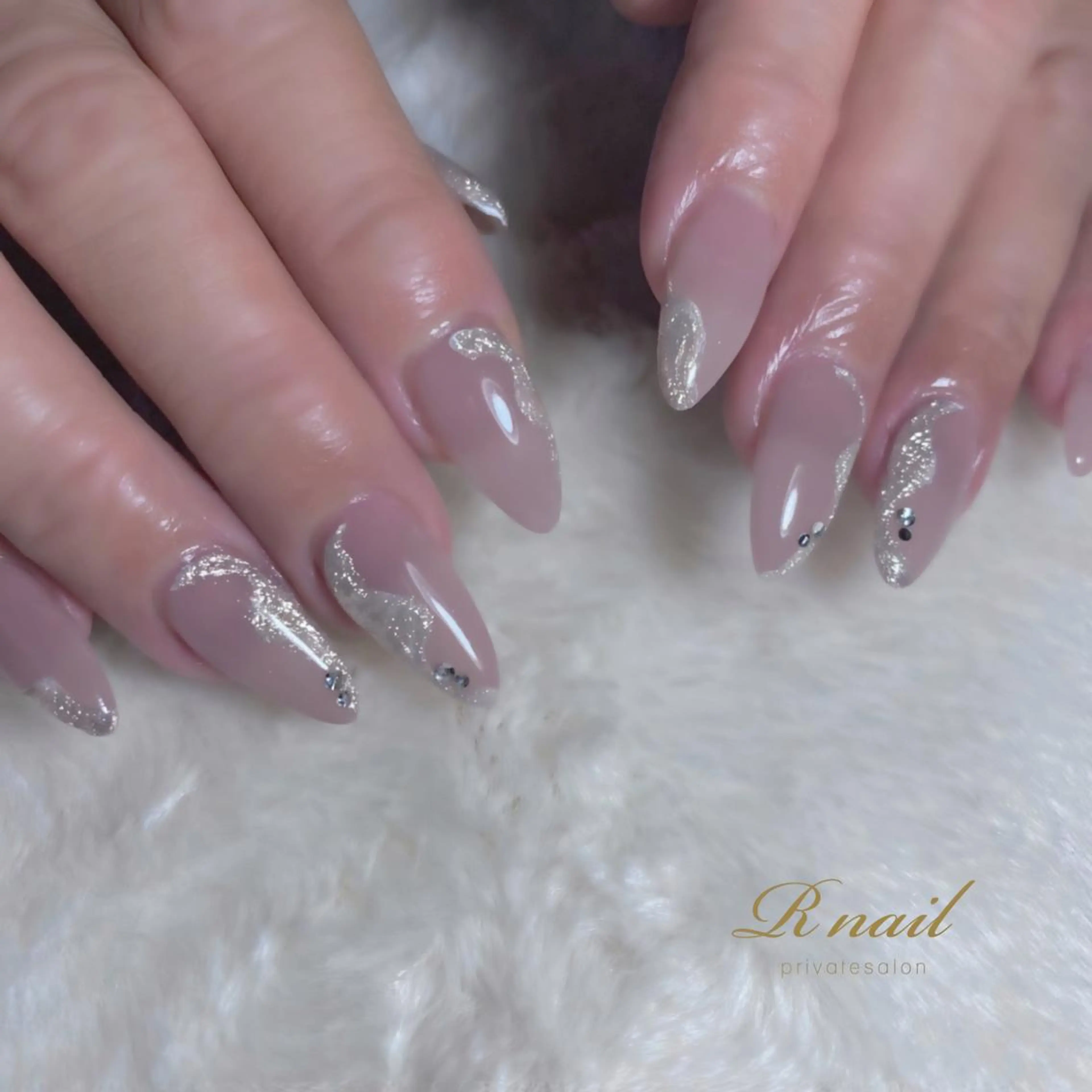 ネイル 長さ出し R nailのネイルデザイン