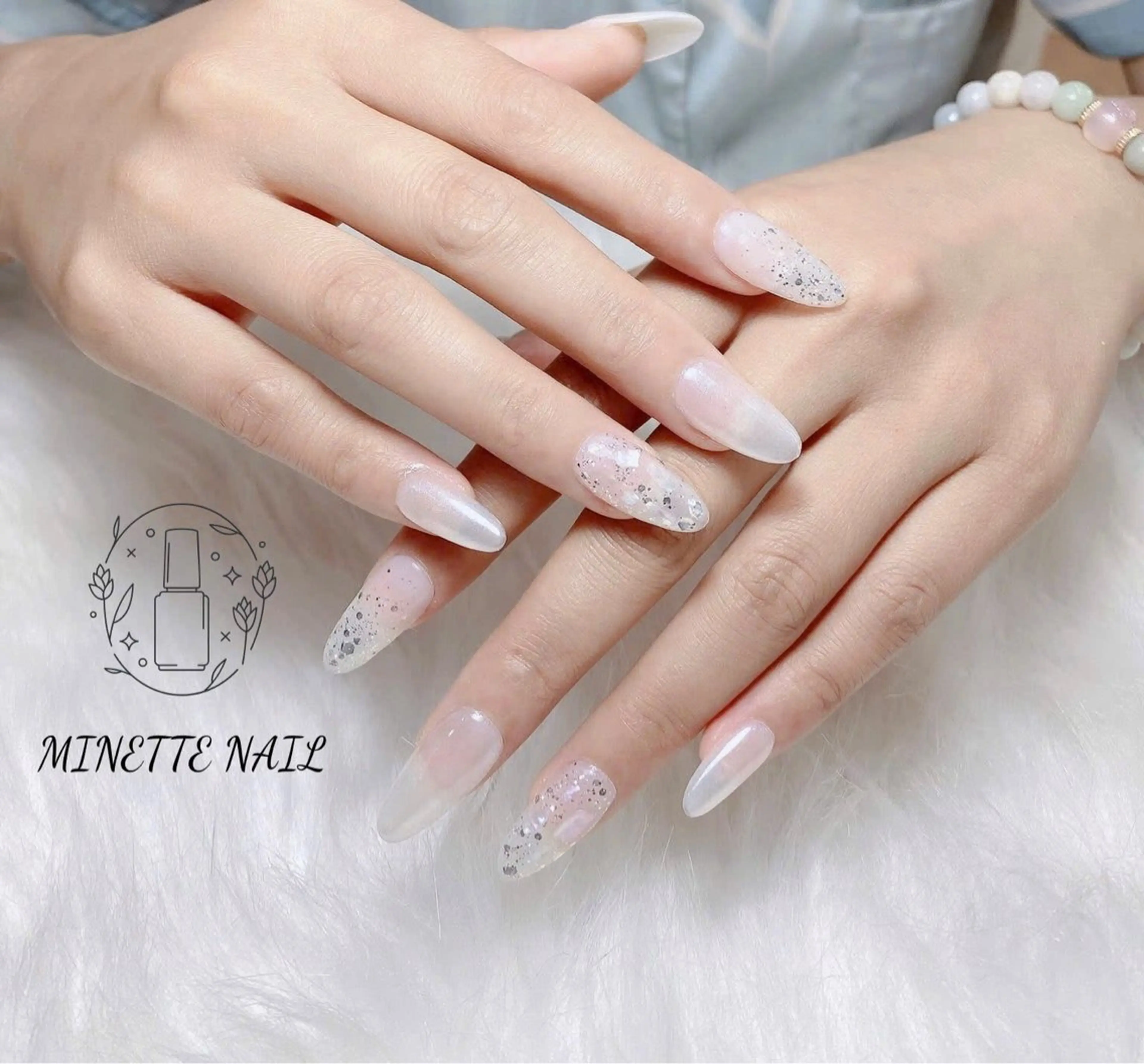 ネイル フレンチネイル ジェルネイル グラデーション ラメ(グリッター) マグネットネイル Minette Nailのネイルデザイン
