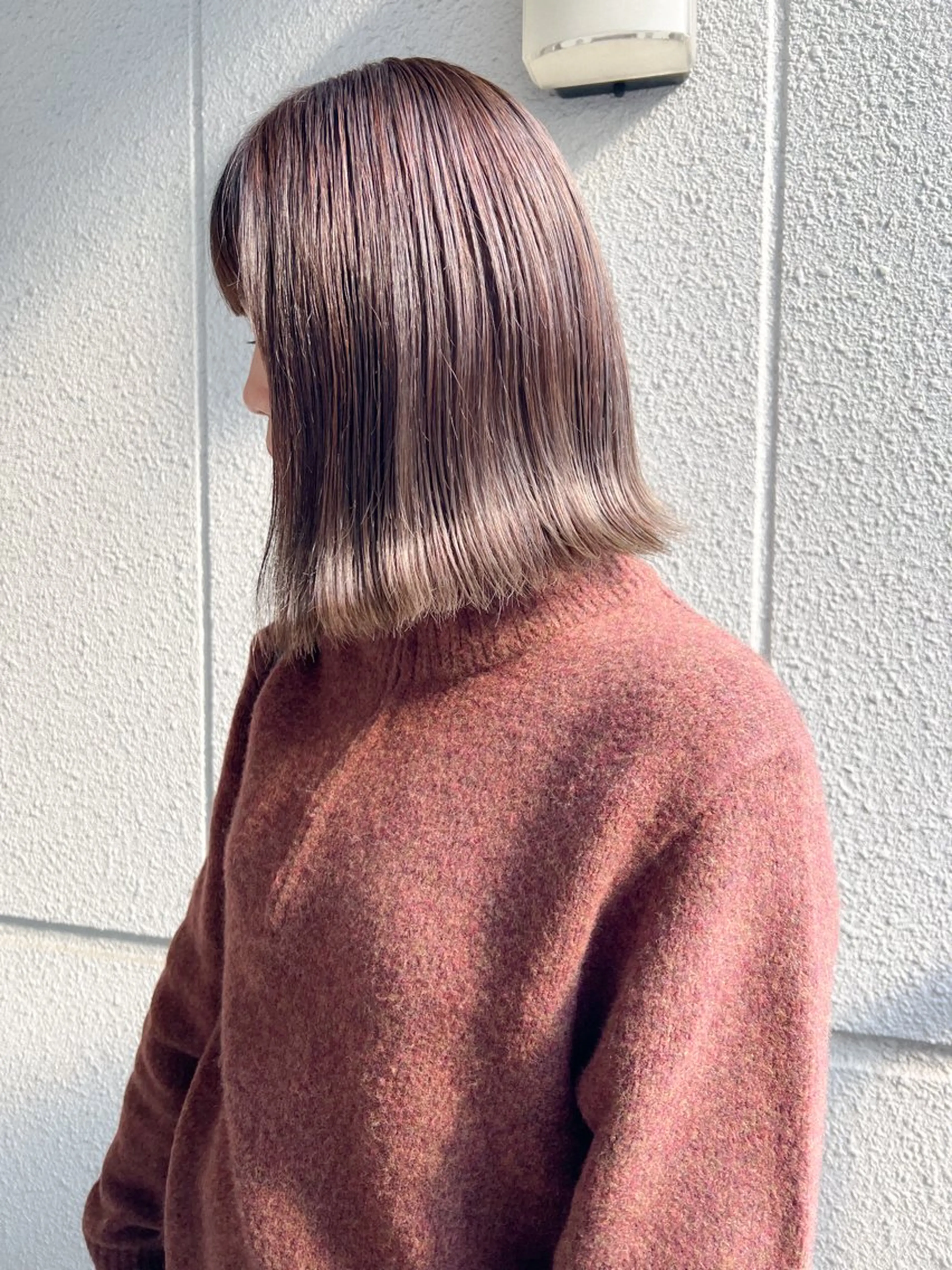 ショート カラー ブリーチ ブラウンカラー ミルクティーブラウン ブリーチなしカラー カラーパティシエ facce🌼ikoのヘアスタイル