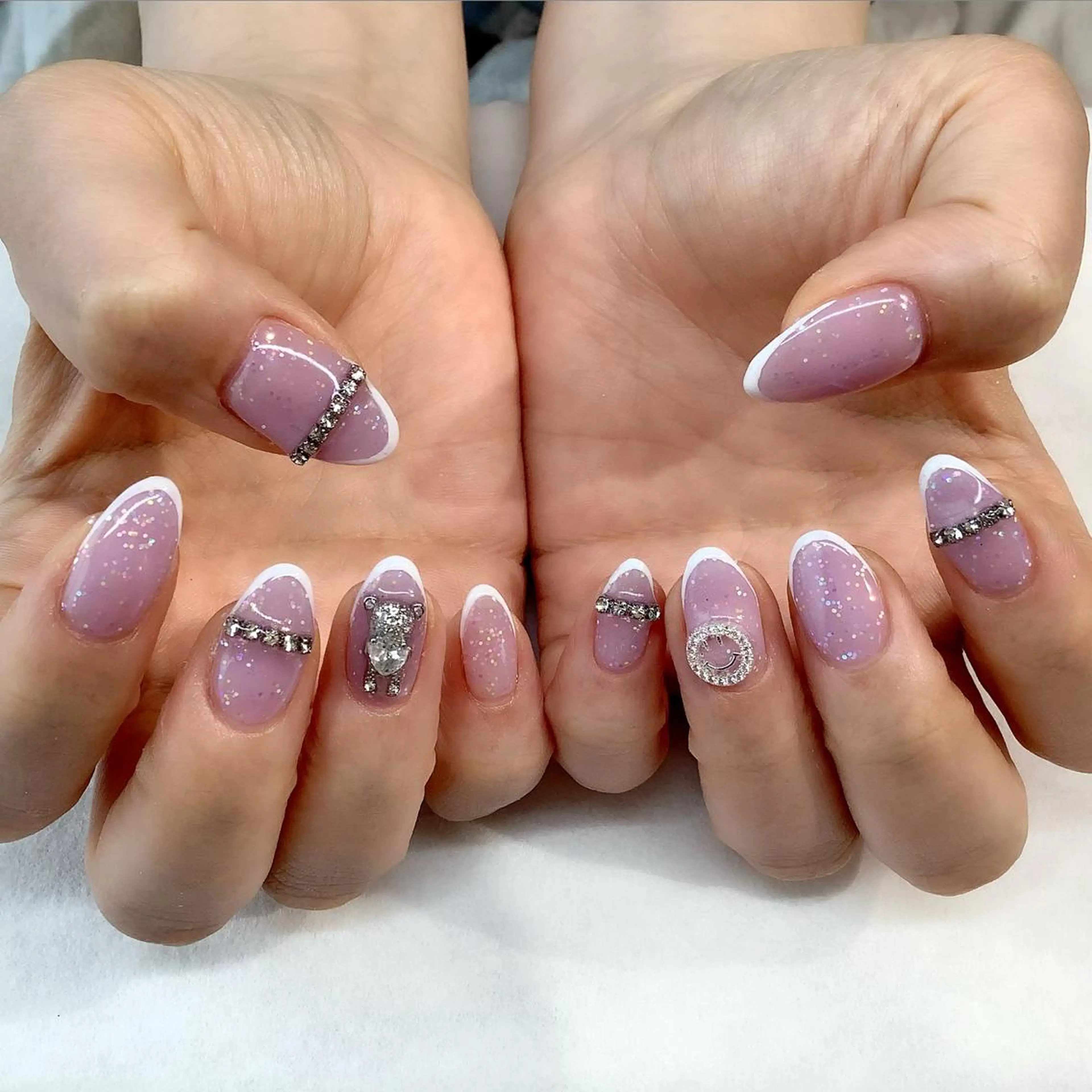 ネイル ハンドネイル 💎🐰 saki. m 🐰💎のネイルデザイン