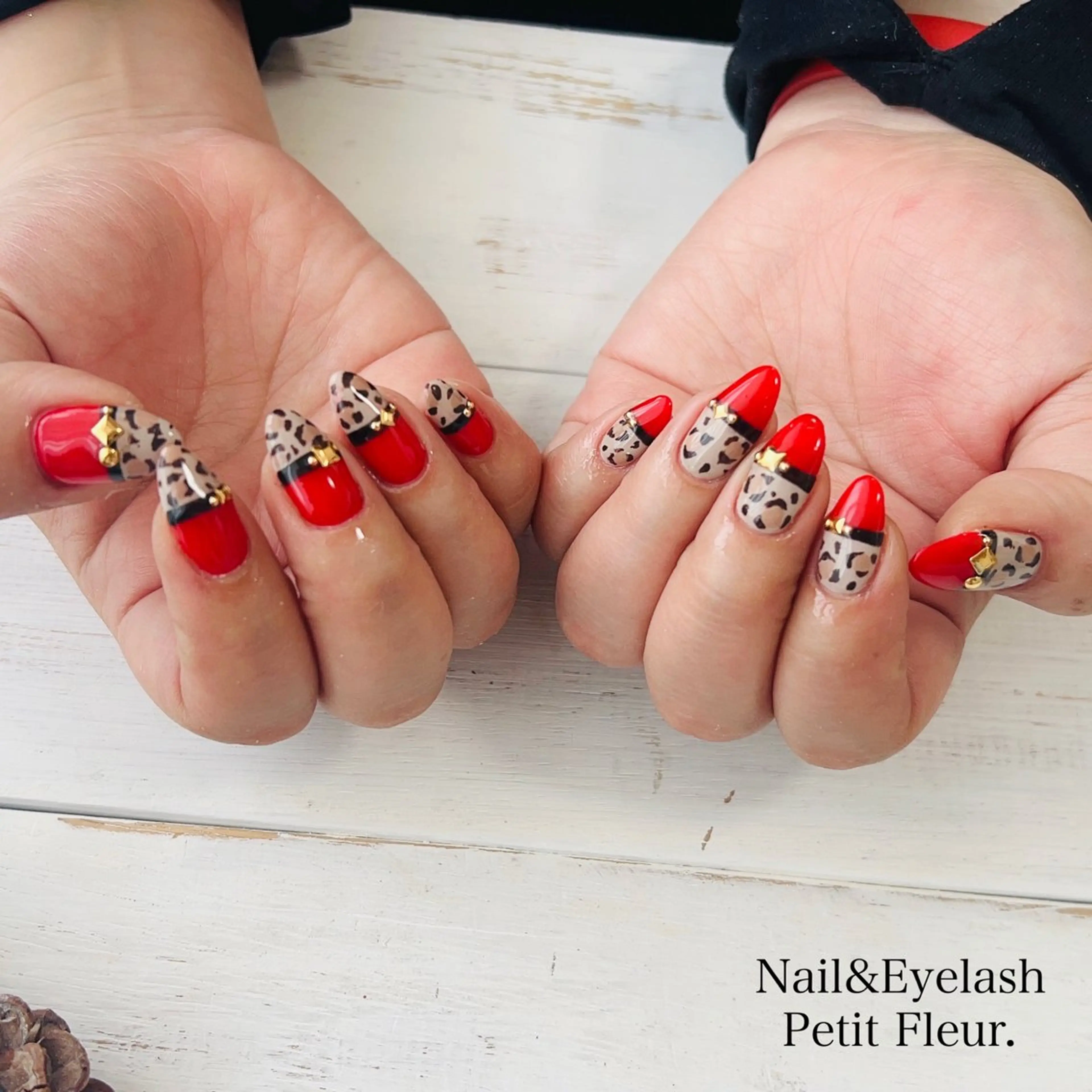 ネイル Petit Fleur所属・青柳 亜梨奈のマツエク・マツパデザイン