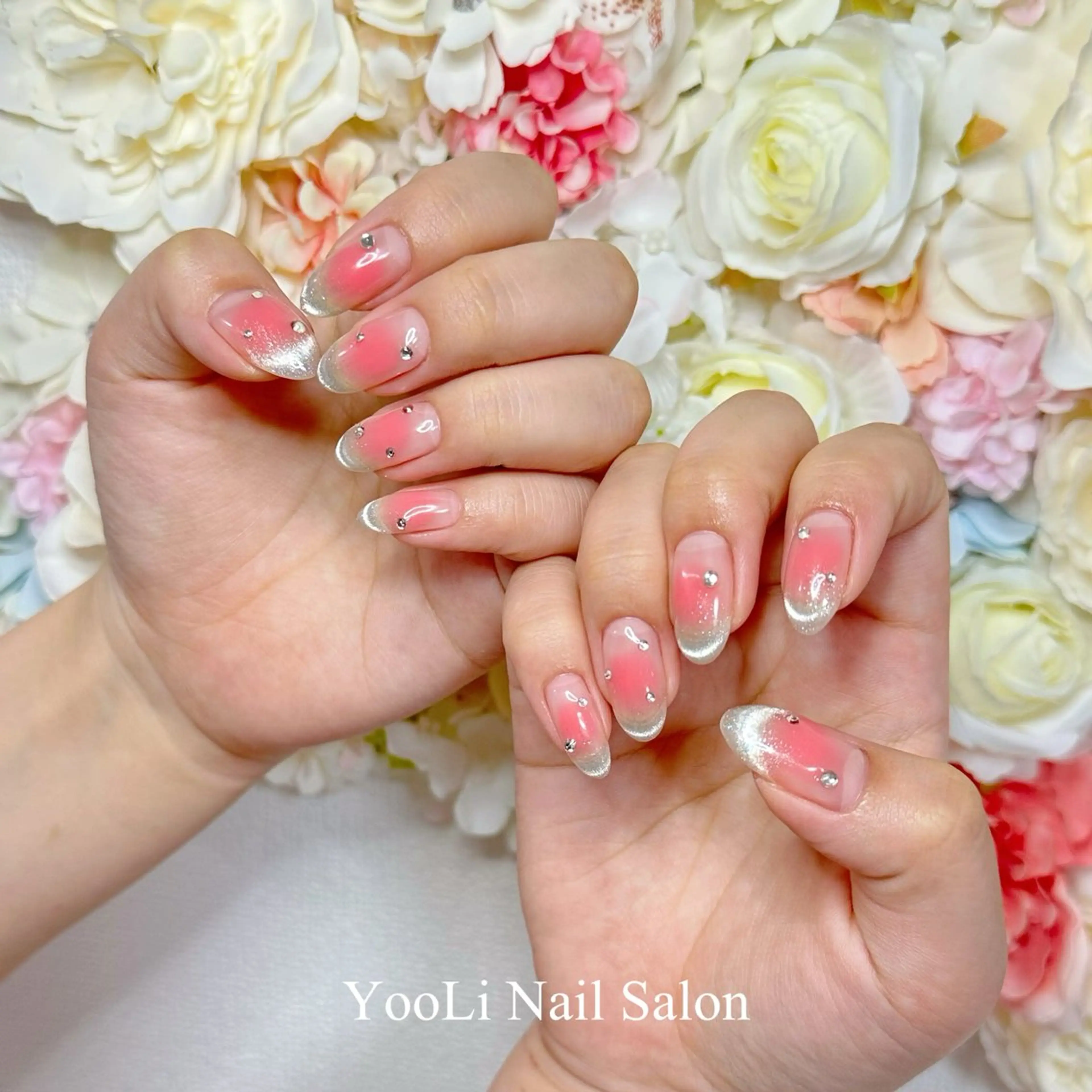 ネイル オーロラネイル チークネイル フレンチネイル ガラスフレンチ グラデーション 🎀 あやのネイルデザイン