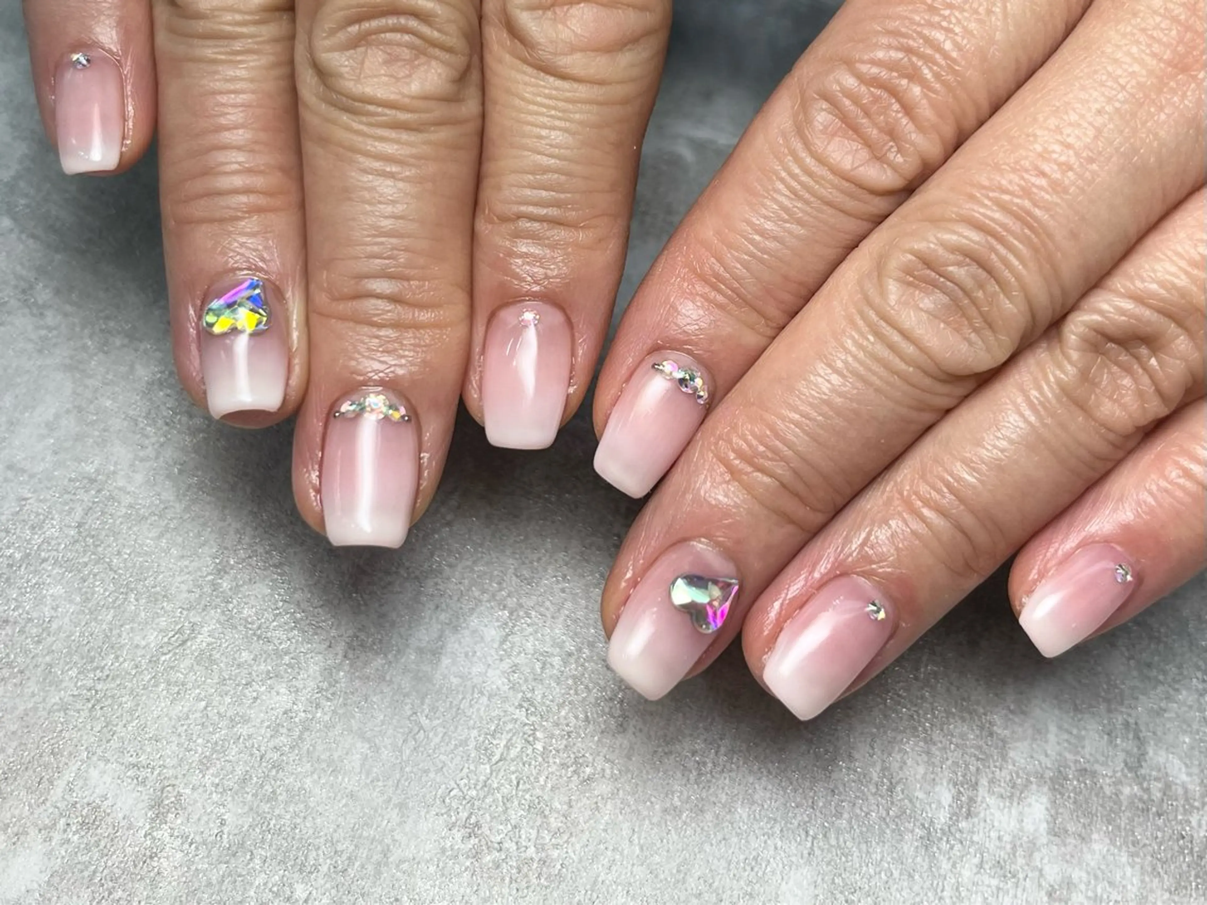 ネイル Queennail 北堀江Yumiのネイルデザイン