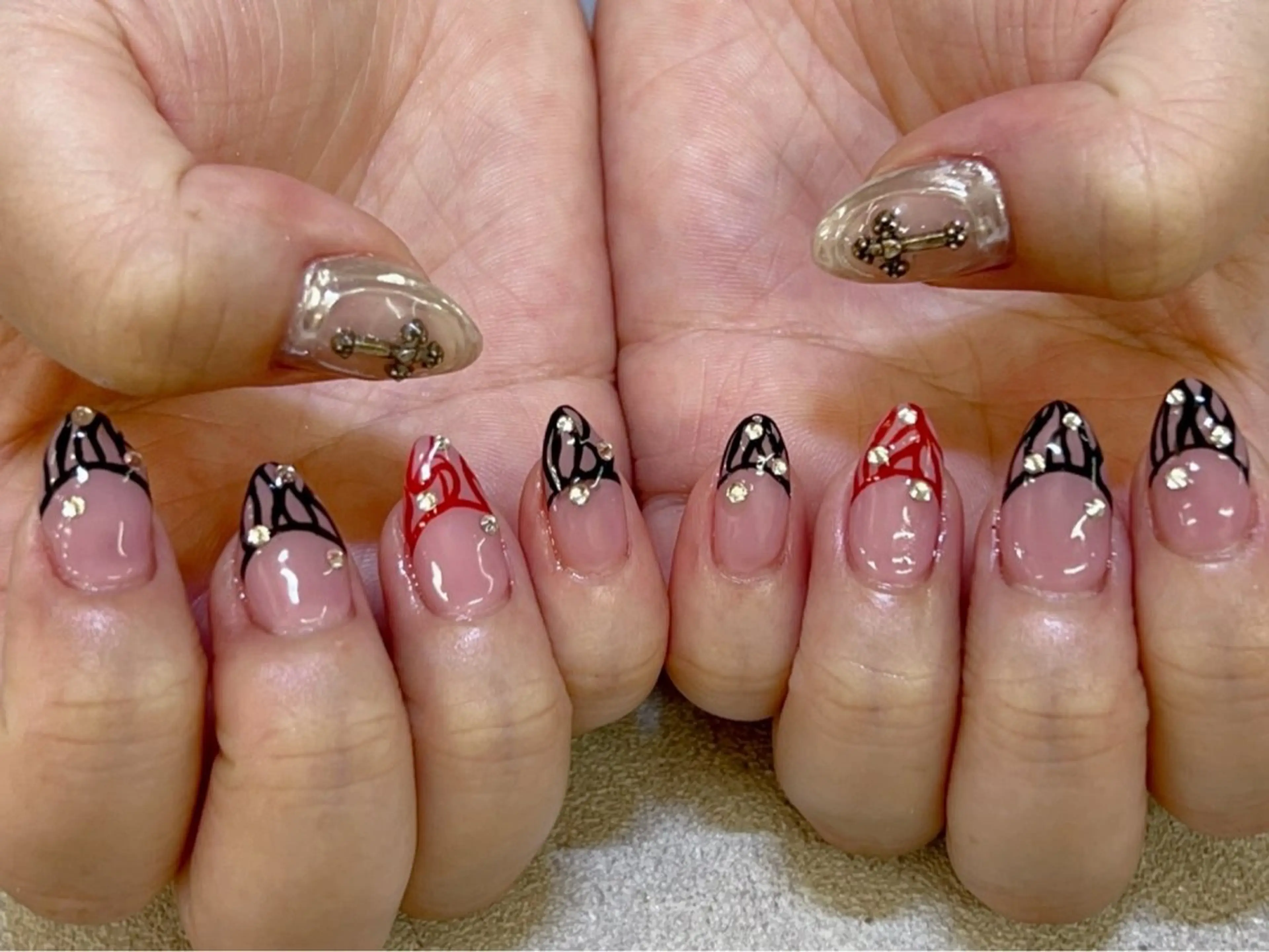 ネイル 鈴木 亜和音のネイルデザイン