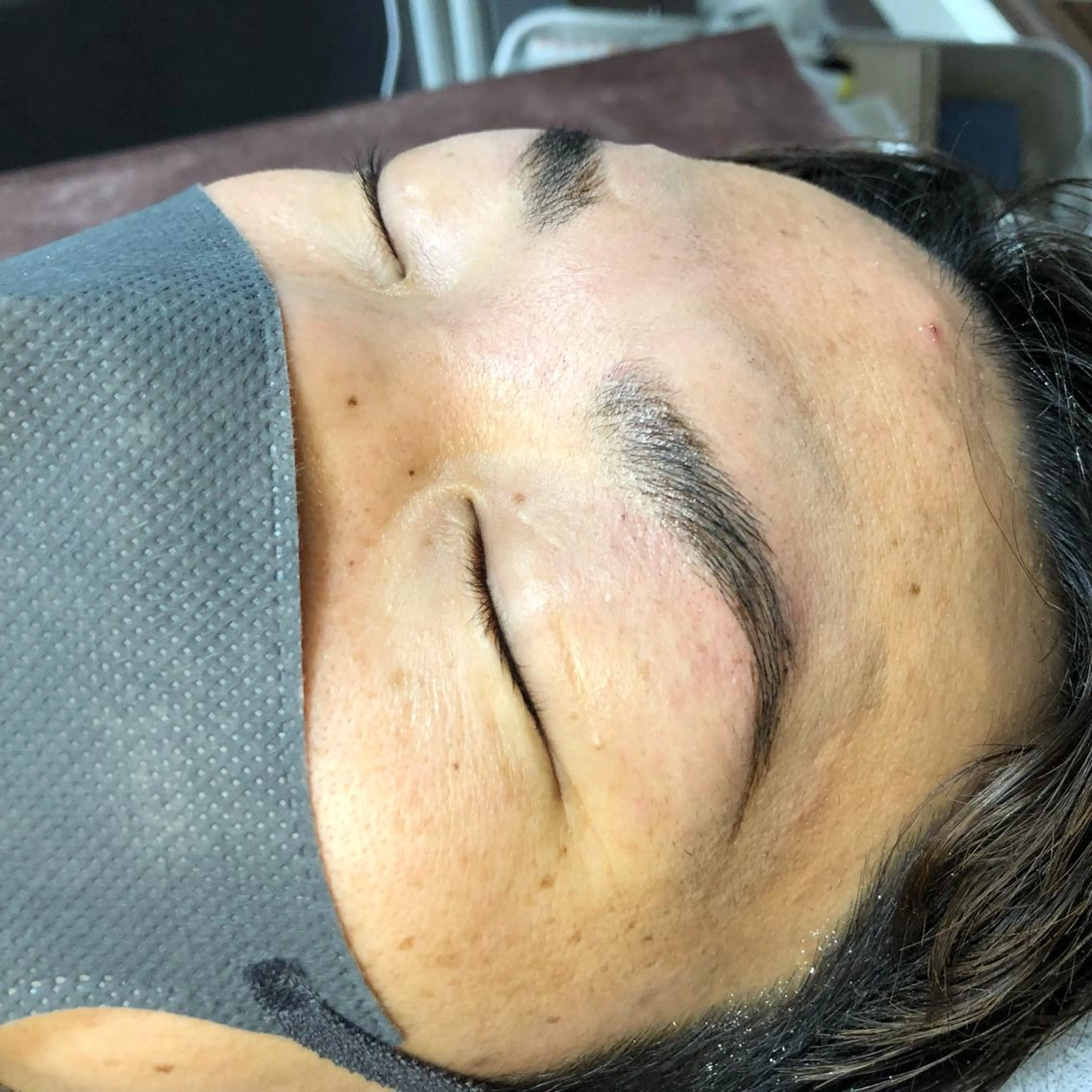 メンズ ヤマ ザキの眉毛・アイブロウイメージ