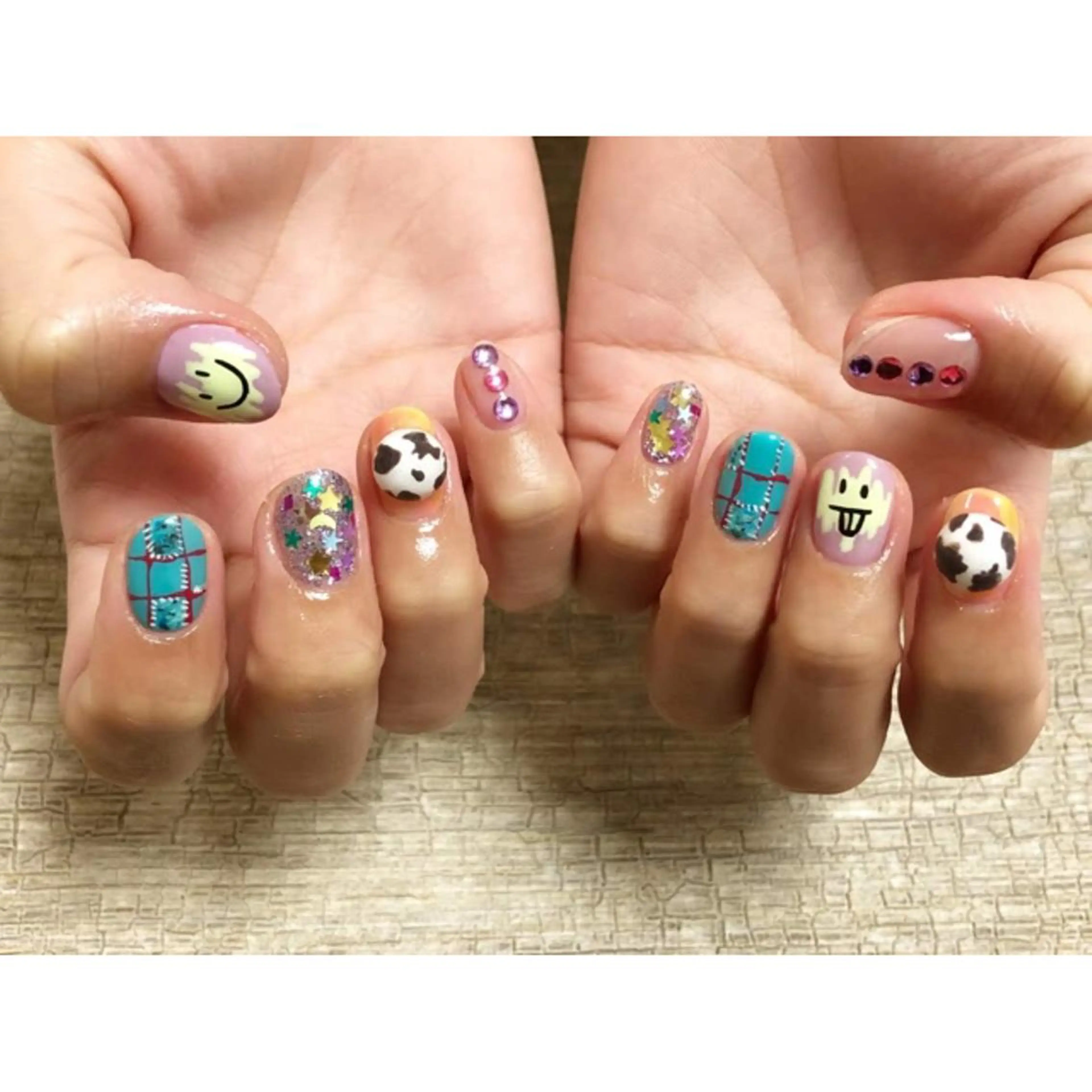 ネイル UP yuriのネイルデザイン