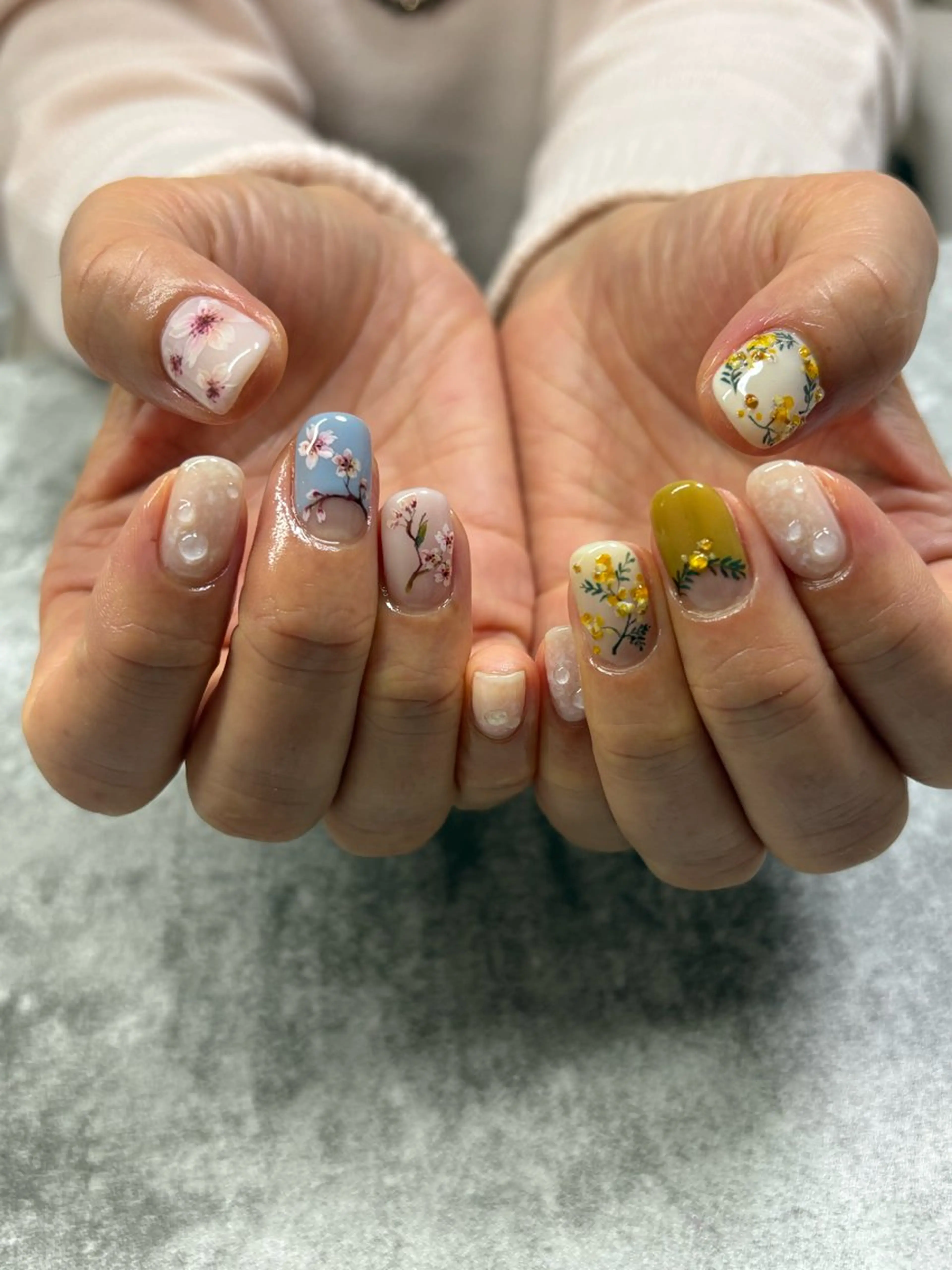 ネイル ハンドネイル FIORITURA Maikoのネイルデザイン