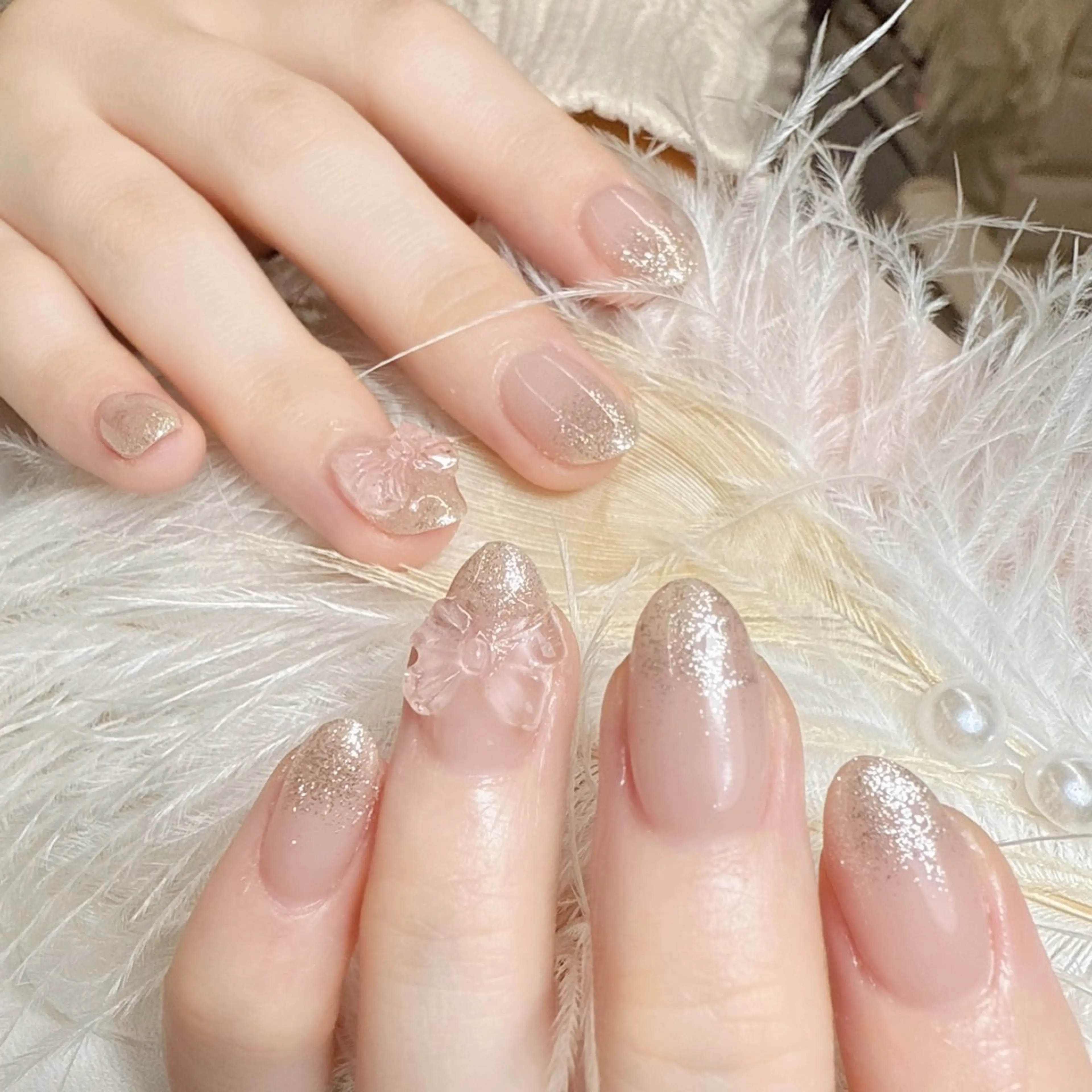 ネイル ハンドネイル グロー ネイルのネイルデザイン