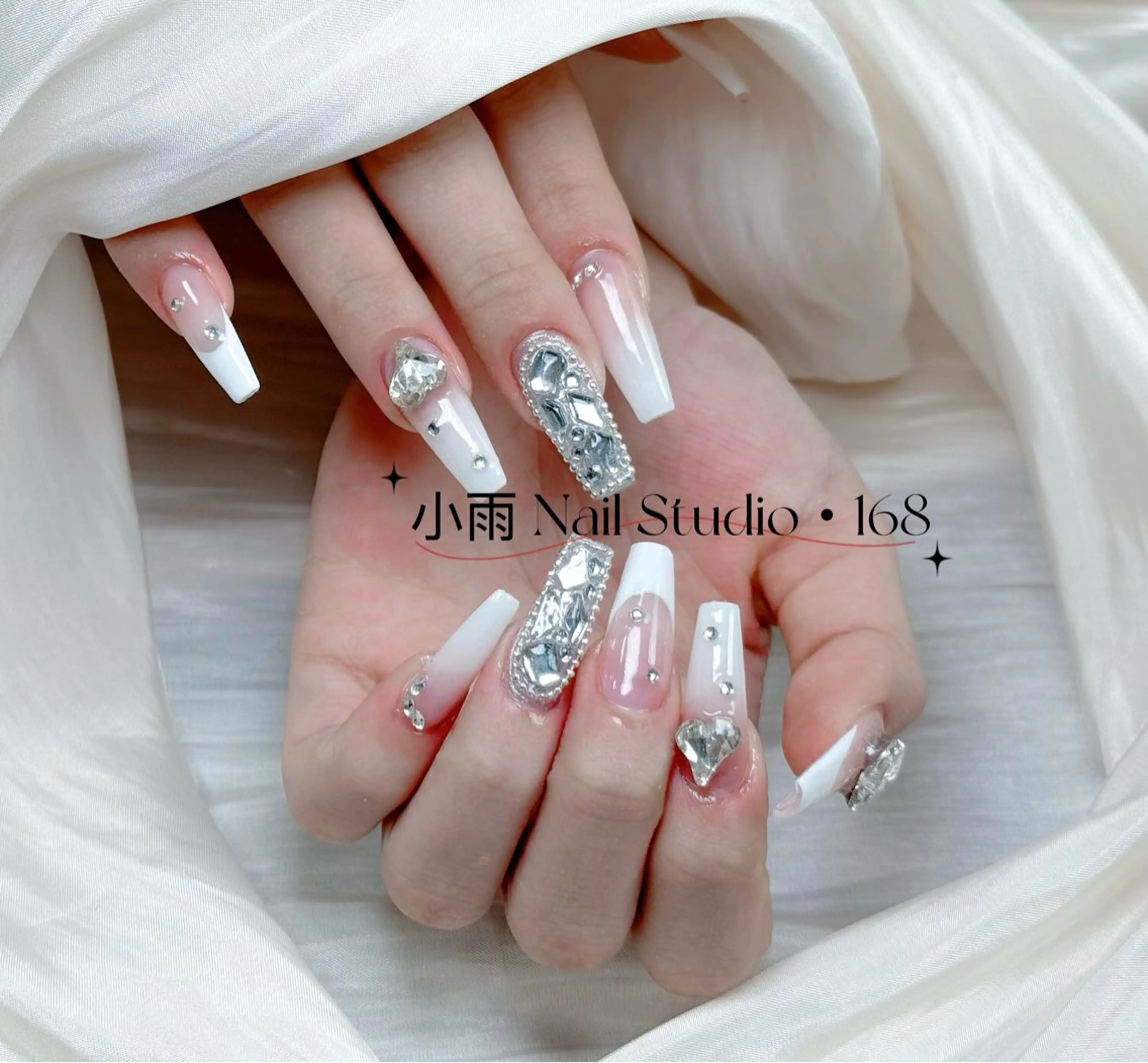 ネイル 小雨 Nail Studio・168のネイルデザイン