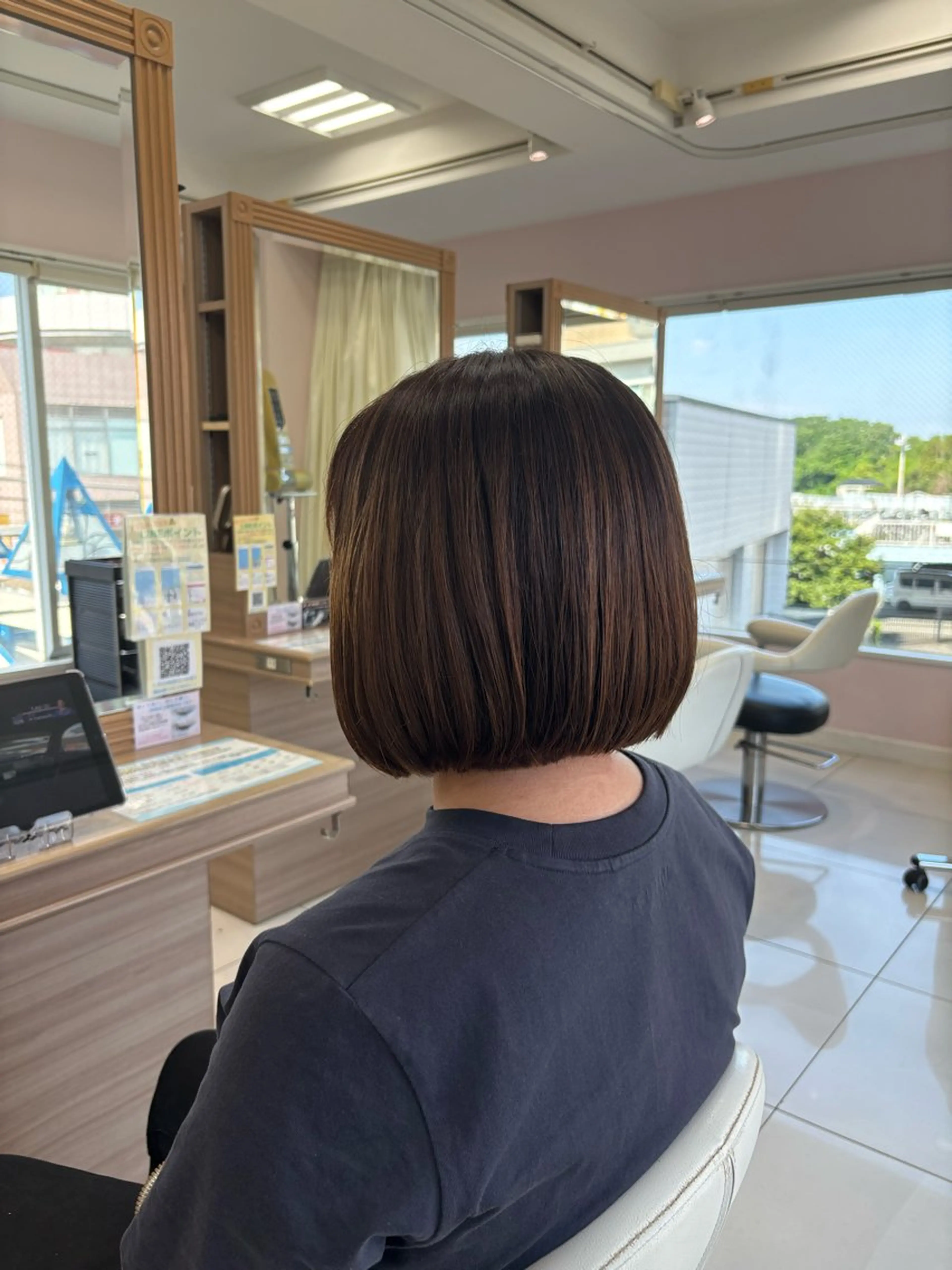 ショート カラー カット ヘアカラー トリートメント 藤井 花梨のヘアスタイル