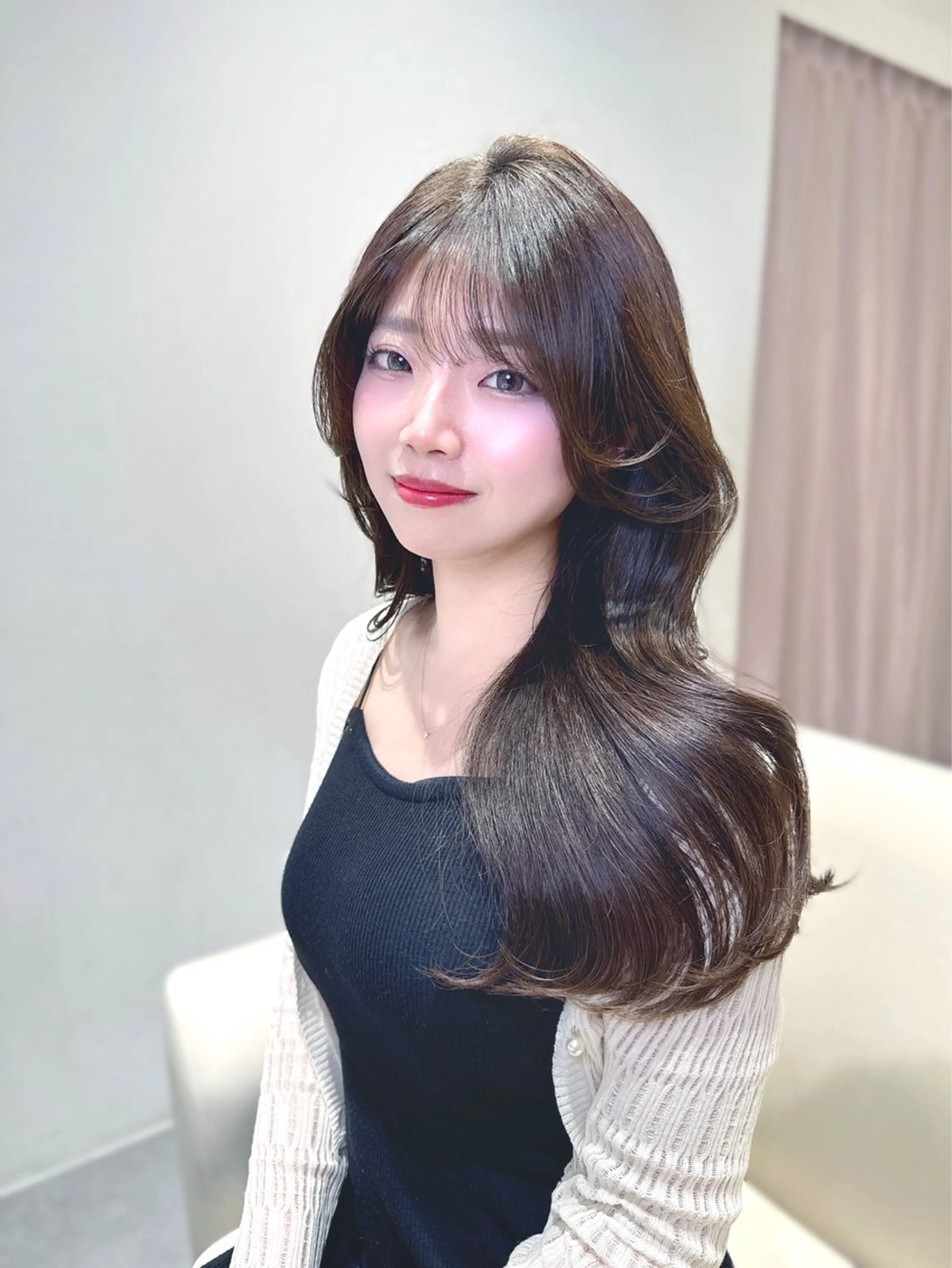 ミディアム カラー カット ヘアカラー トリートメント ヘッドスパ ヘアセット 韓国ヘア/レイヤー/ 顔まわり/りょーとのヘアスタイル