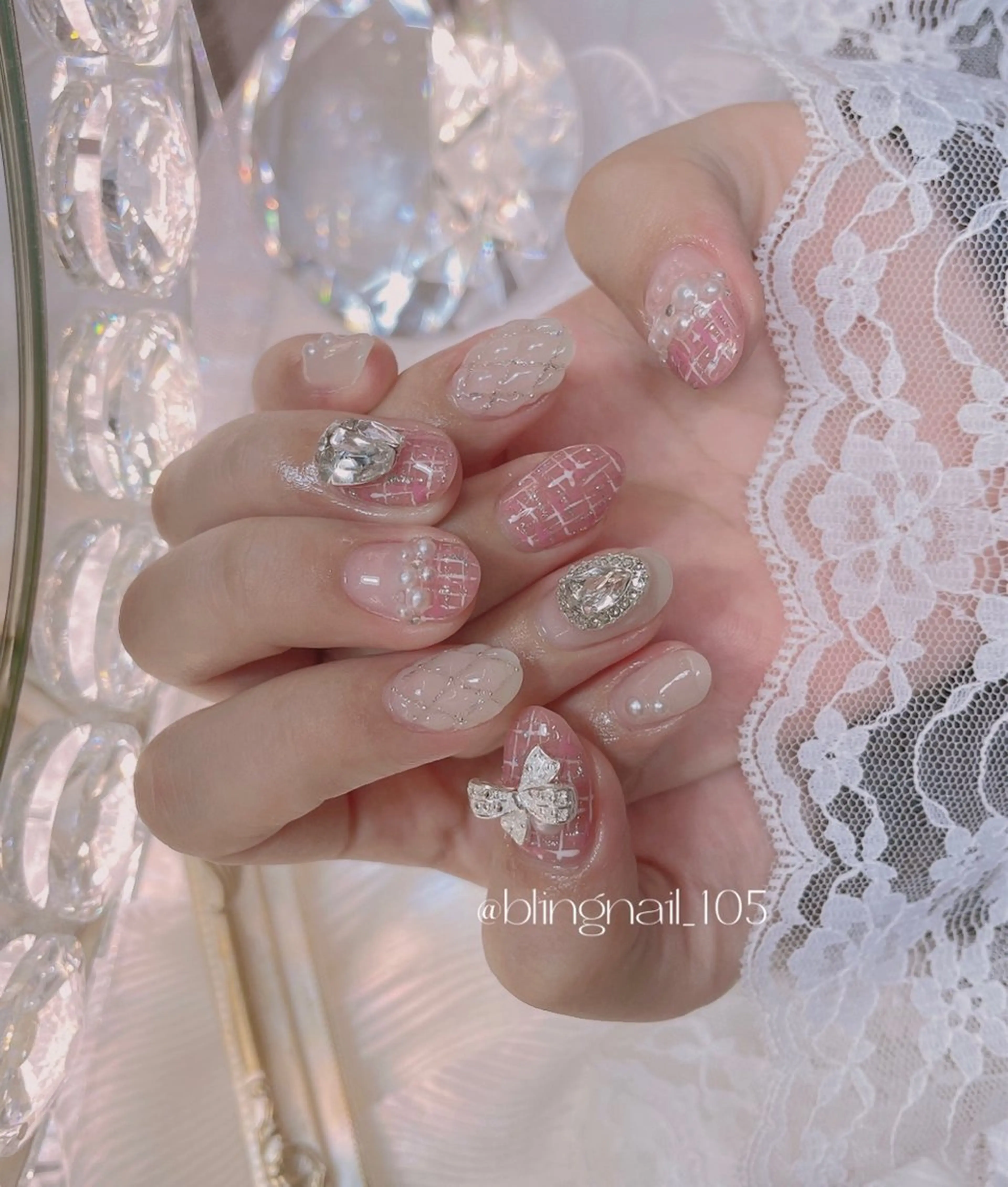 ネイル 23時まで❤︎韓国、 ワンホンネイルのネイルデザイン