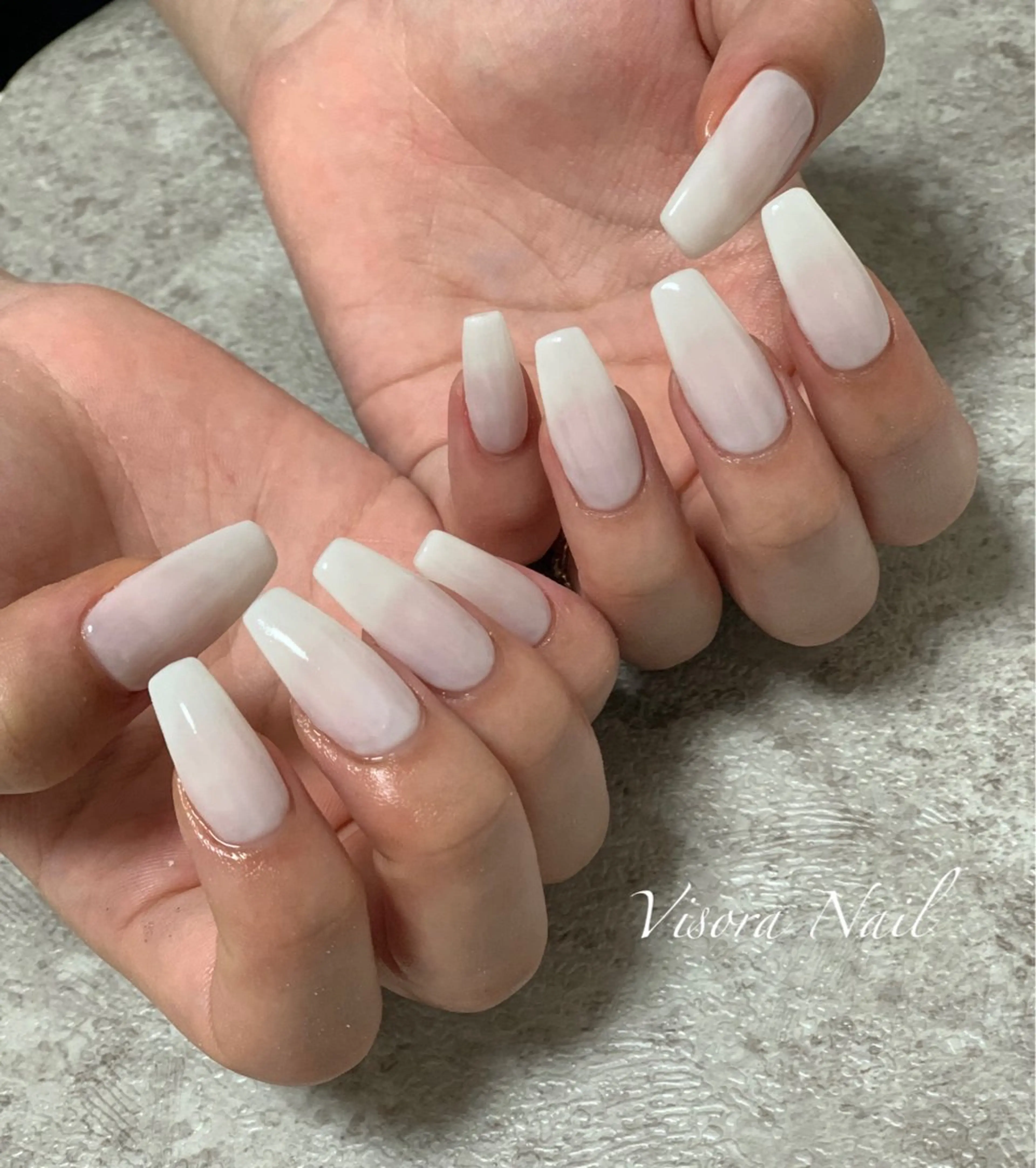 ネイル 長さ出し ワンカラーネイル ハンドネイル 美SORA ～ｳﾞｨｿﾗ～のネイルデザイン