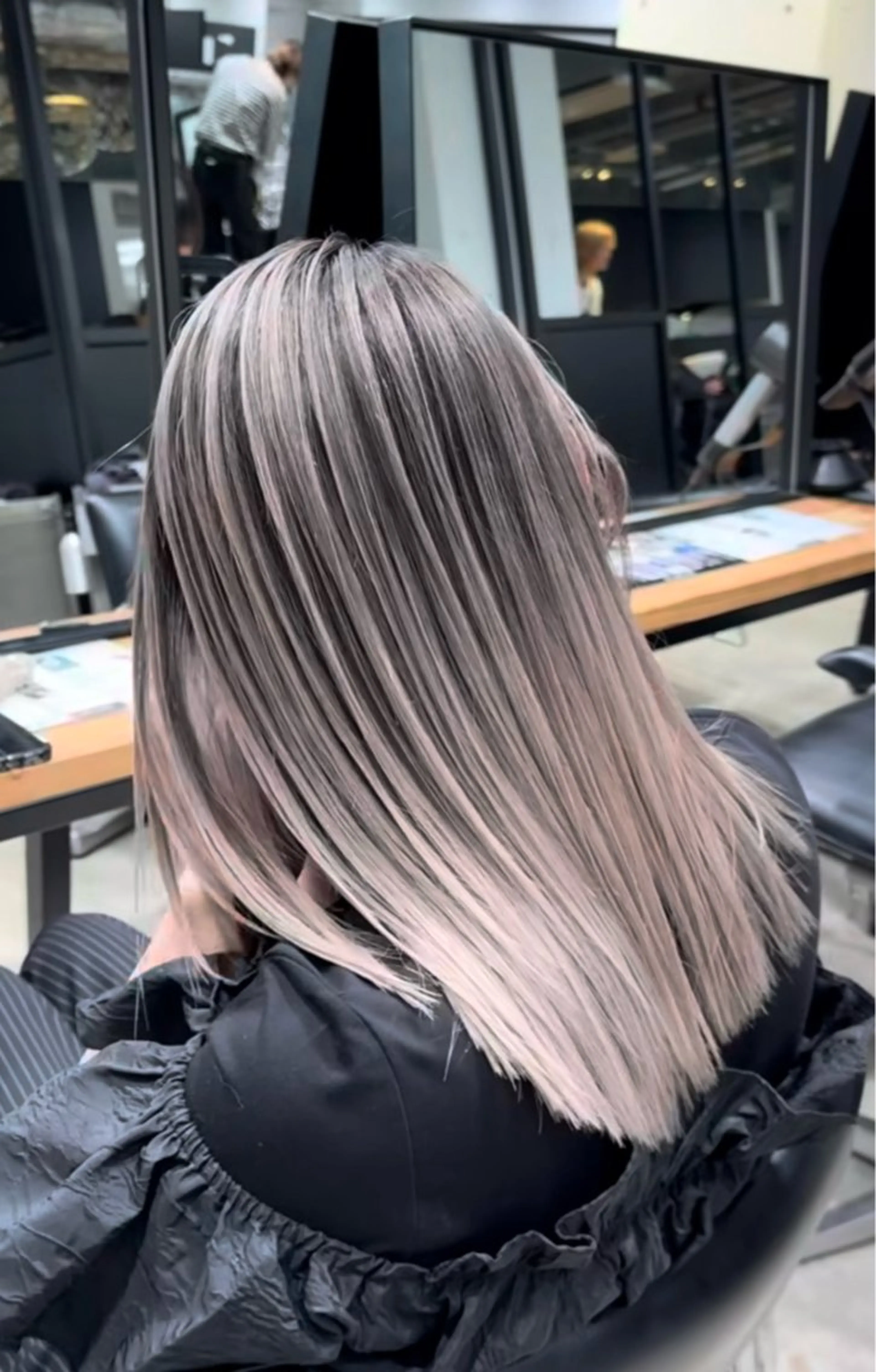 カラー ヘアカラー 池袋バレイヤージュ 特化美容師YUUKIのヘアスタイル