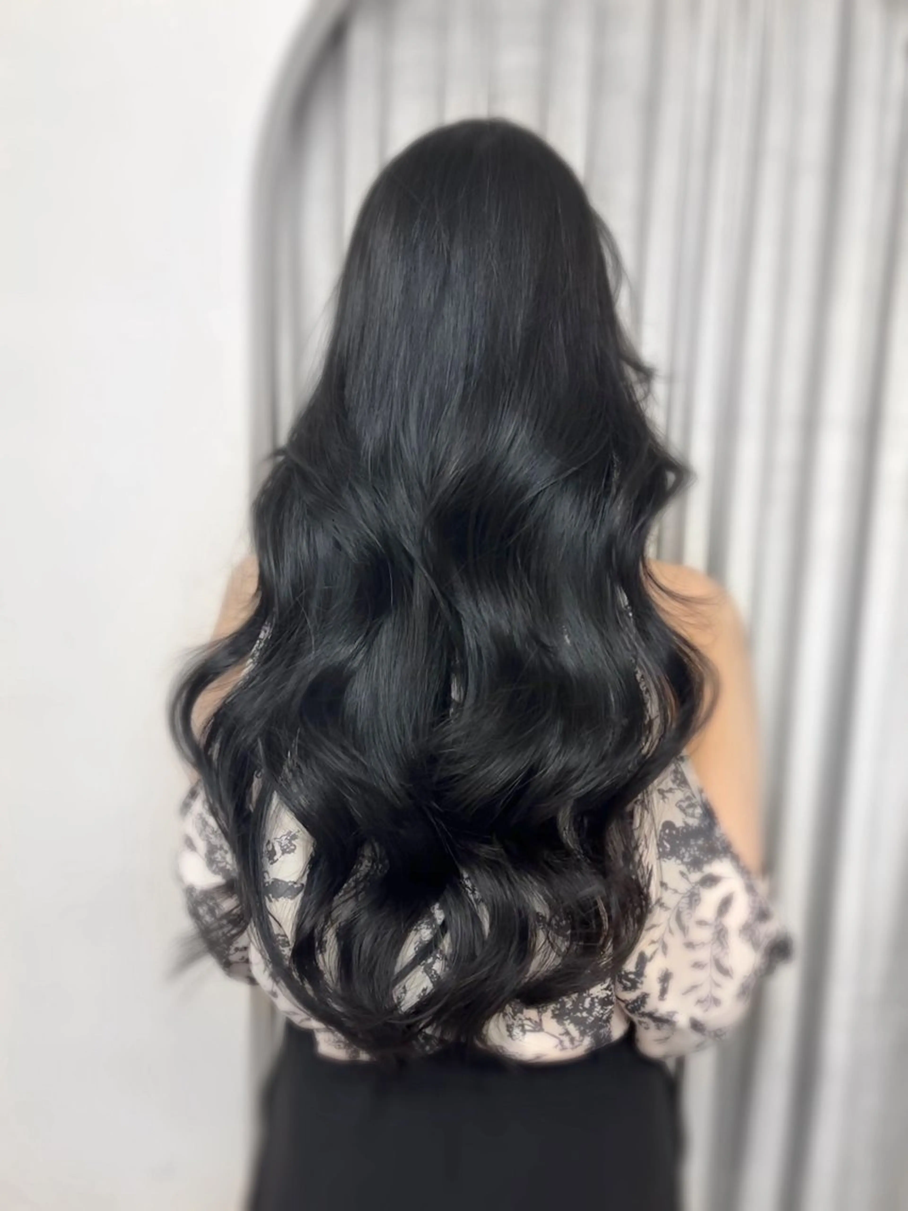 ロング レイヤーカット カット ヘアカラー 韓国ヘア レイヤーカットのヘアスタイル