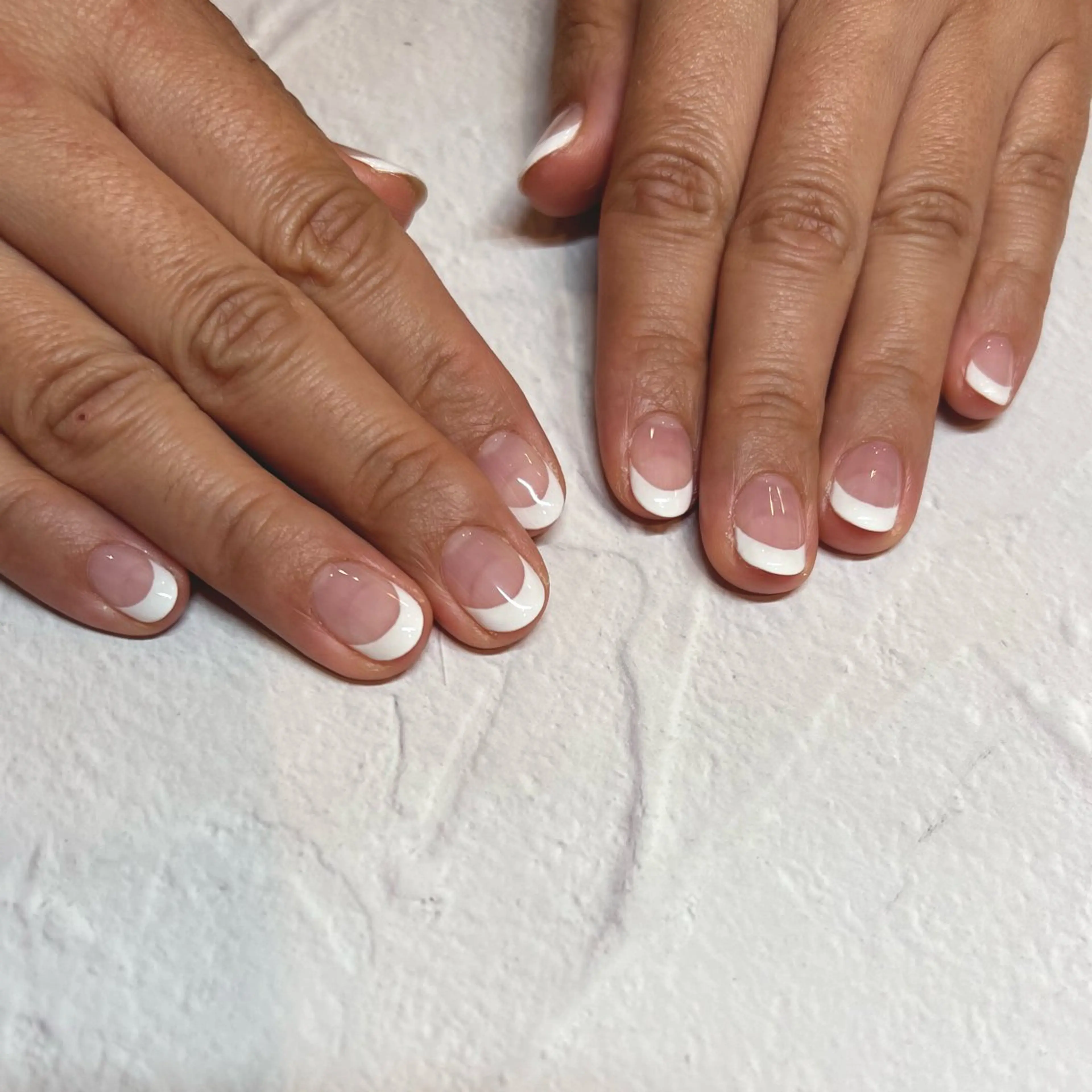 ネイル フレンチネイル tricia表参道店所属・tricia表参道店 杉田 奈々のネイルデザイン