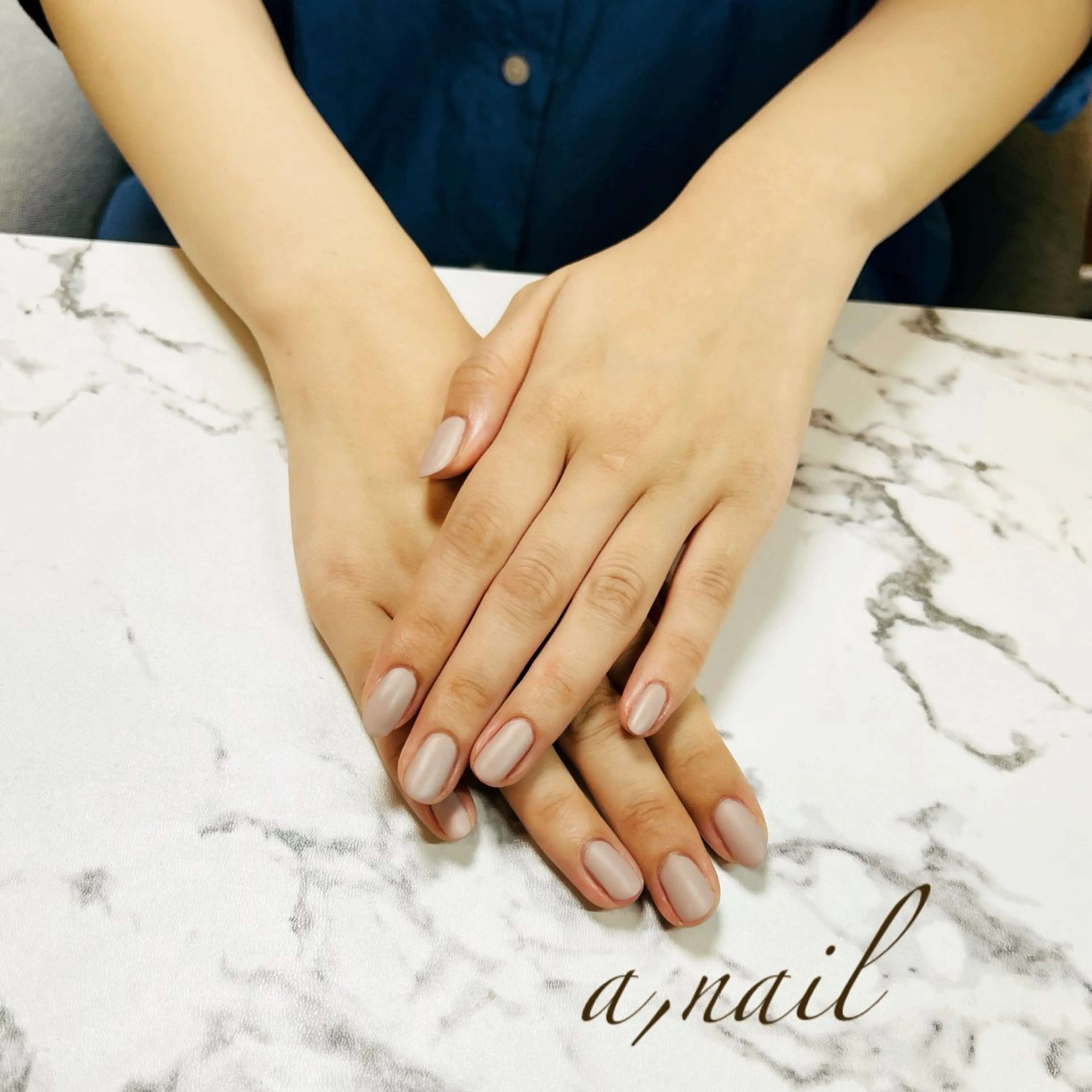 ネイル マットネイル オフィスネイル ワンカラーネイル シンプルネイル 冬ネイル ハンドネイル ネイルサロン エーネイルのネイルデザイン