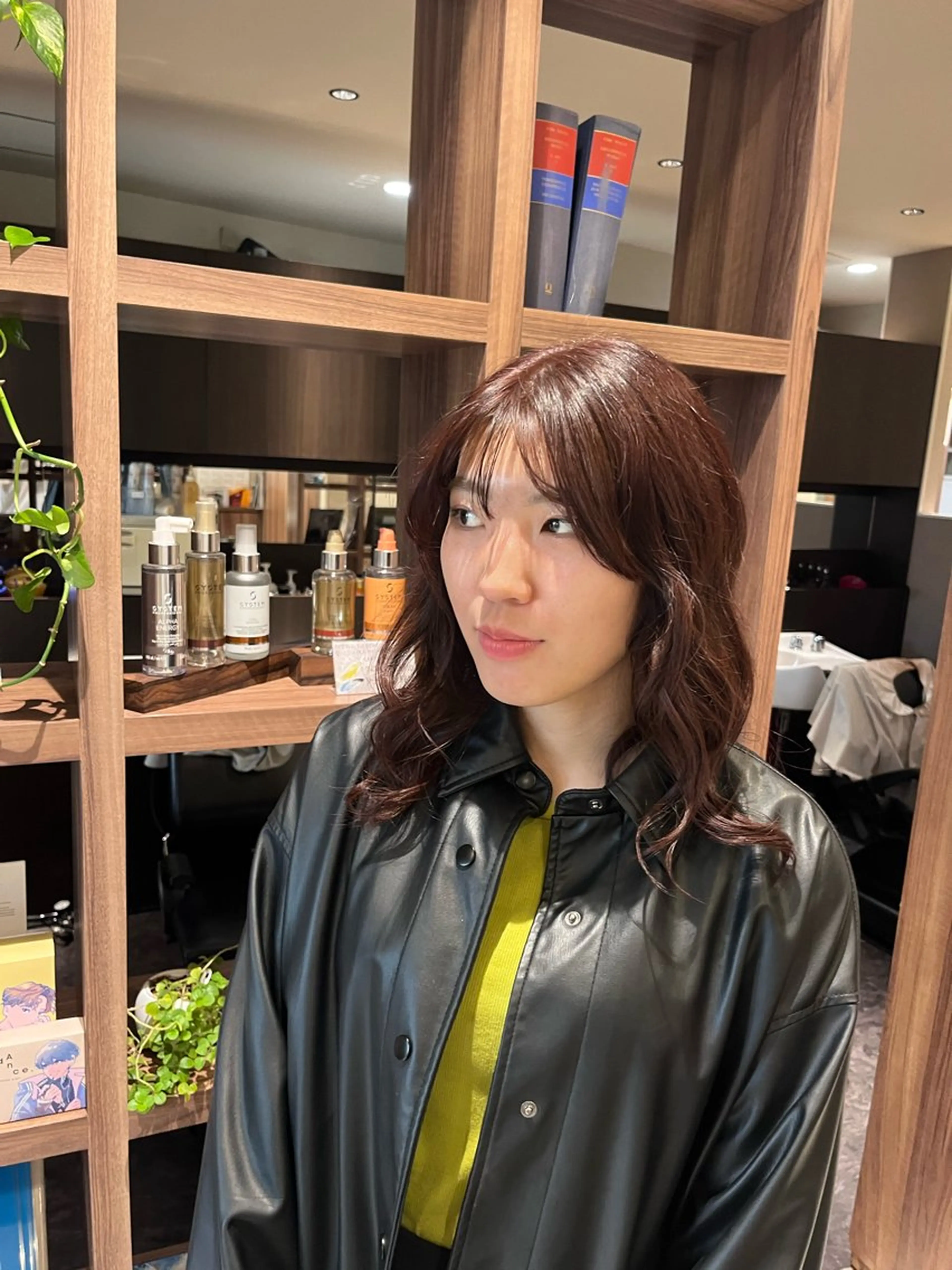 セミロング カラー レッドカラー ヘアカラー dogstar小林諒 レイヤー/パーマのヘアスタイル