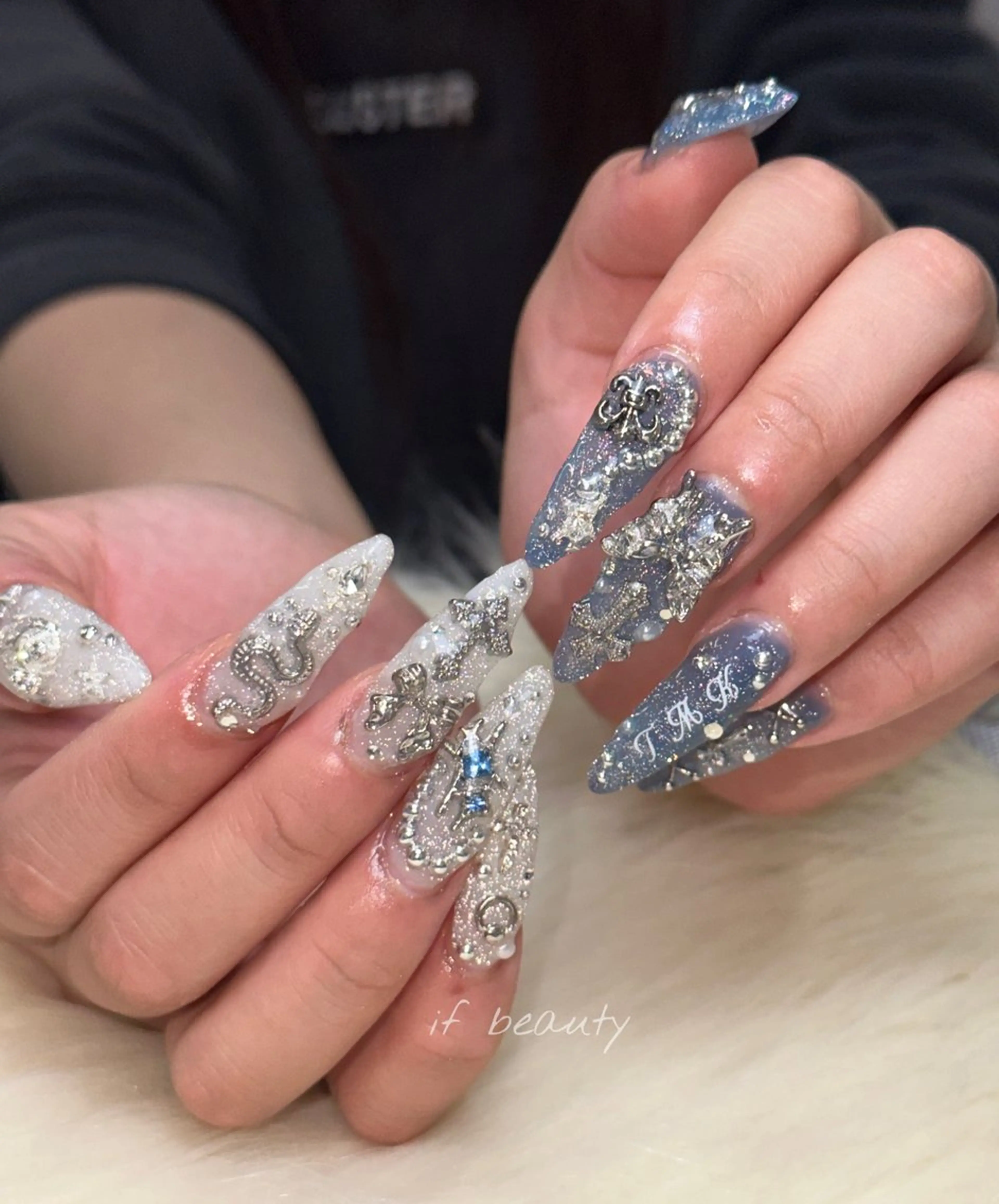 ネイル アートネイル ジェルネイル パラジェル ワンホンネイル ハンドネイル if Hair＆Nail Salon所属・IKA /海外ネイル /個性派/ワンホンのネイルデザイン