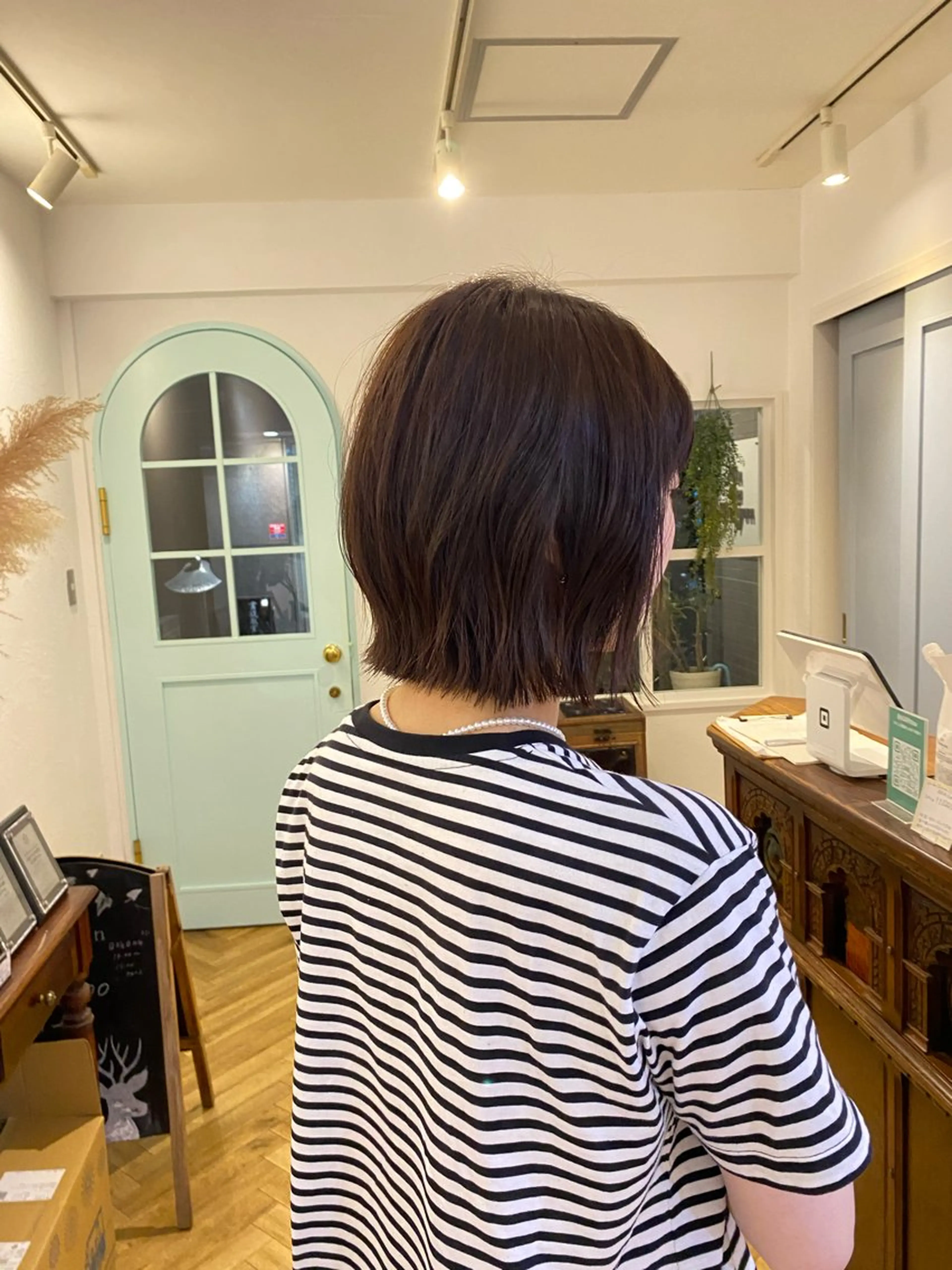 ショート 切りっぱなしボブ ボブ コテ巻き風パーマ🫶 竹内七渚のヘアスタイル