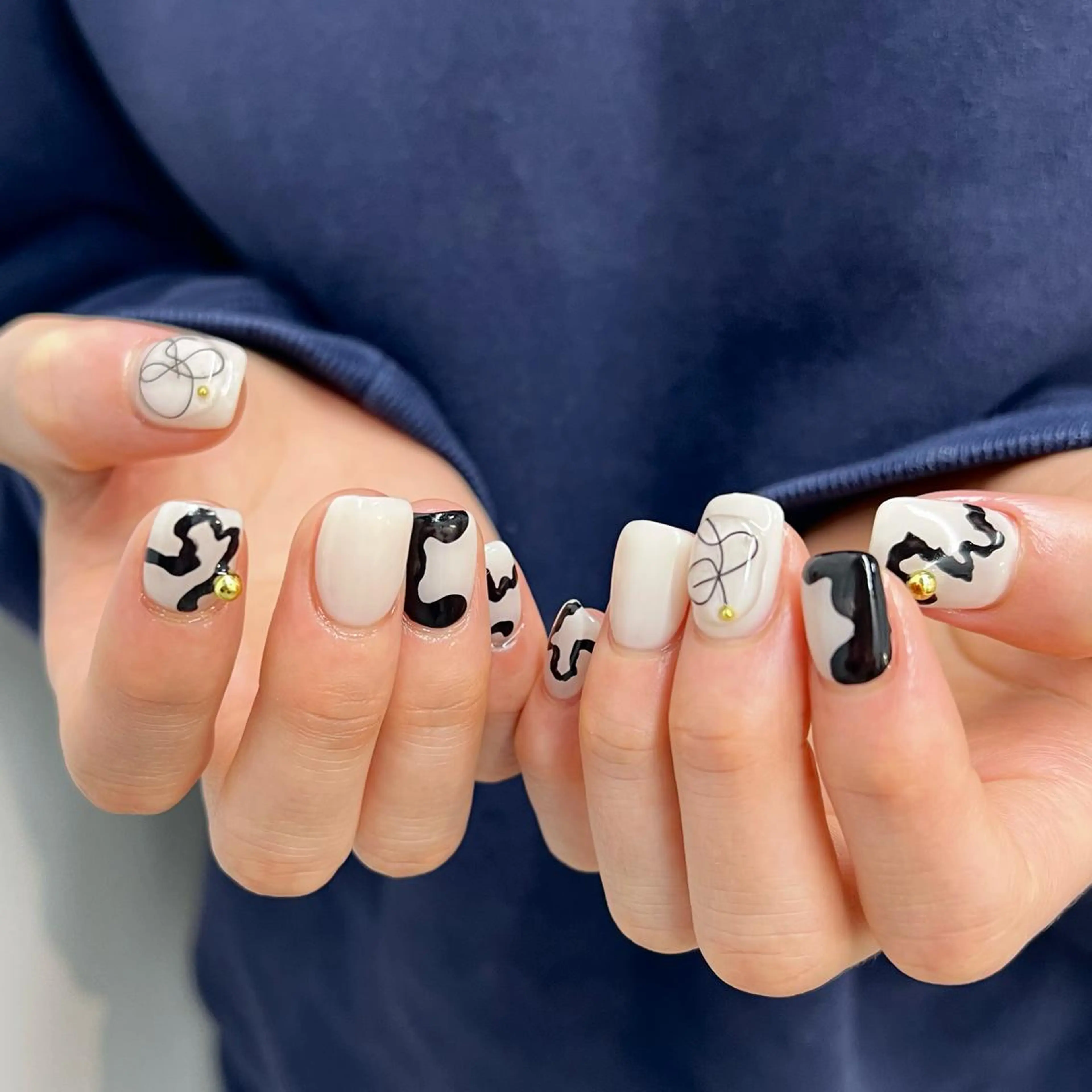 ネイル アートネイル 持ち込み Nico所属・Nico🌛 Karenのネイルデザイン