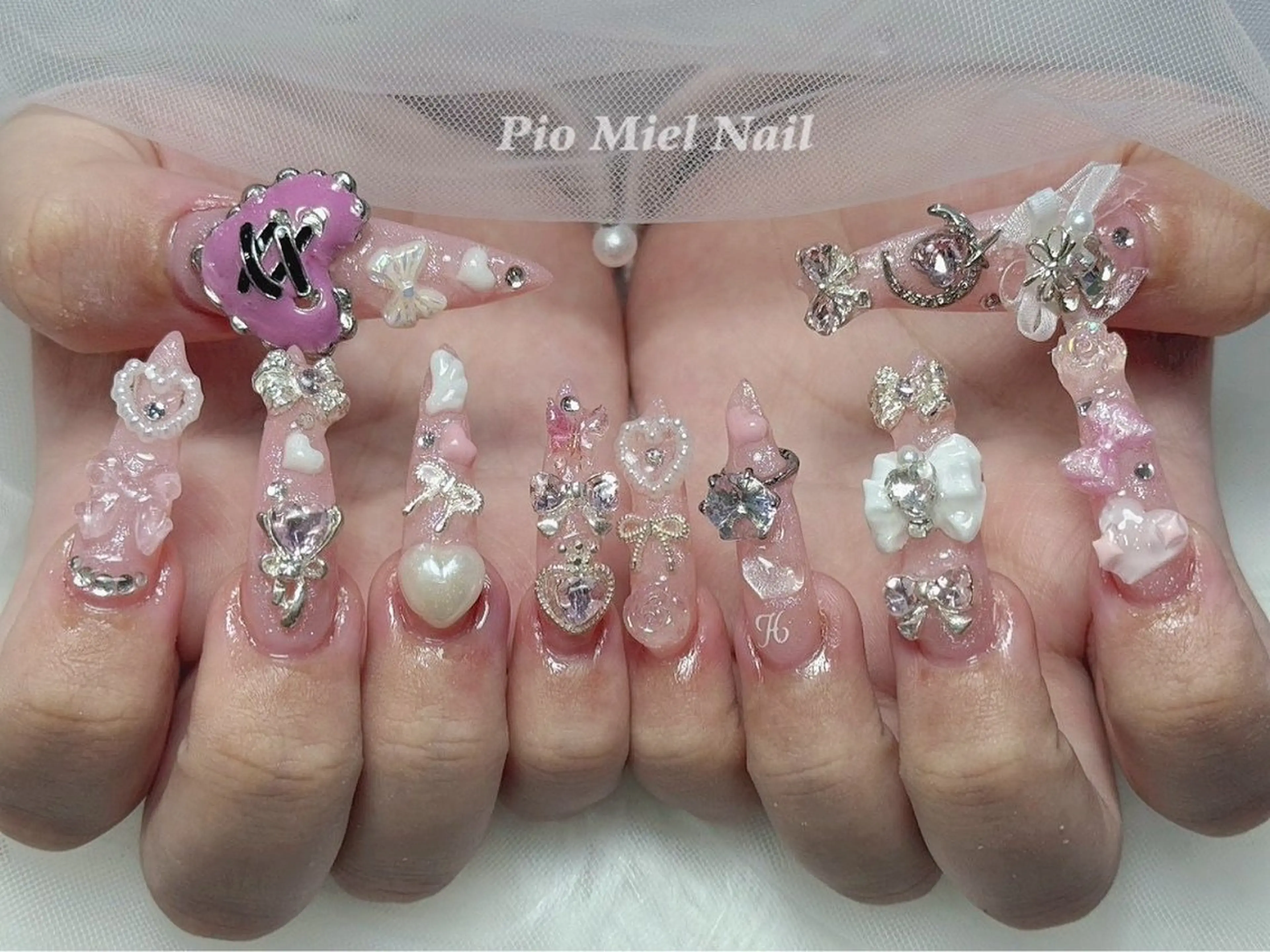 ネイル ハンドネイル HANA 長さだしのネイルデザイン