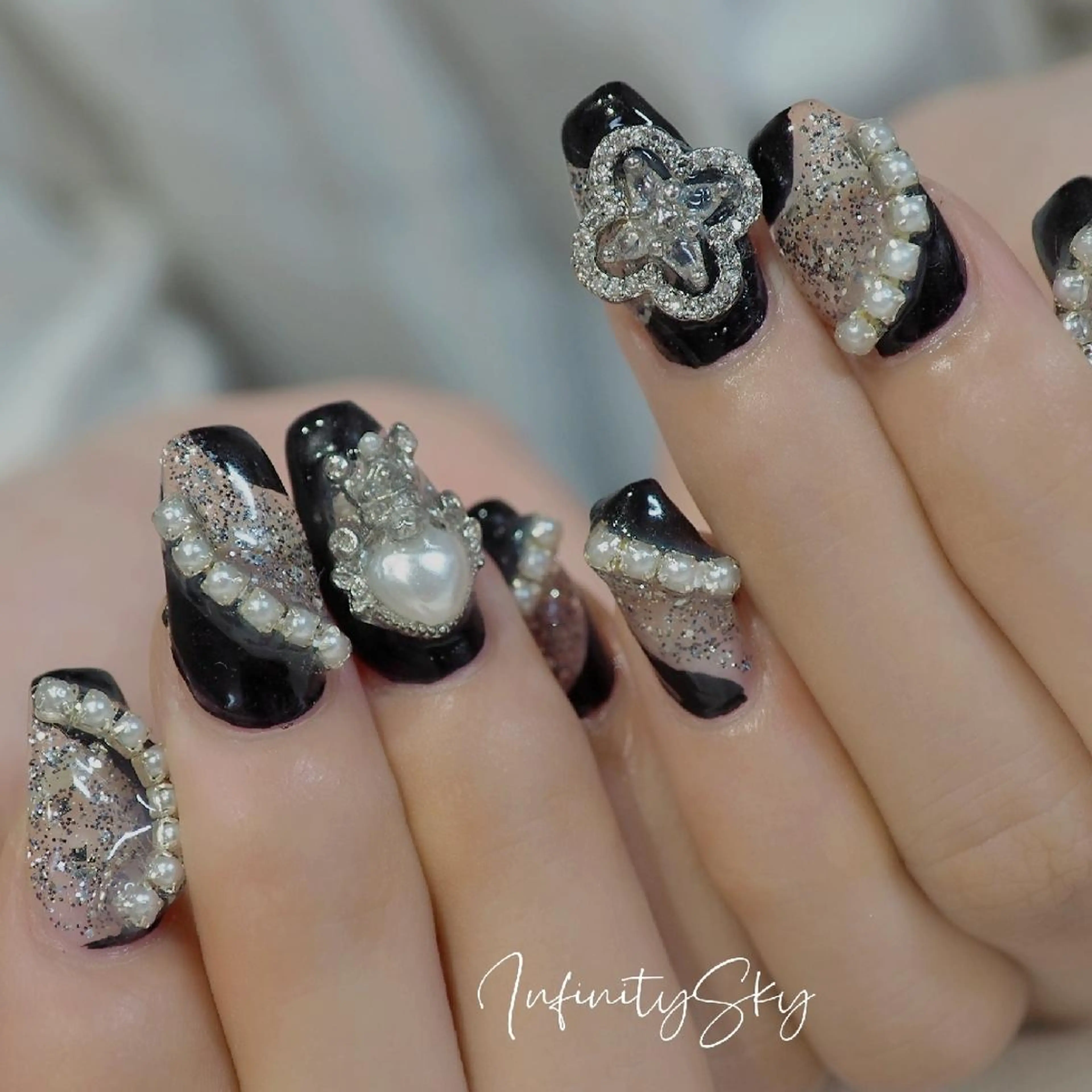 ネイル ハンドネイル infinity skyのネイルデザイン