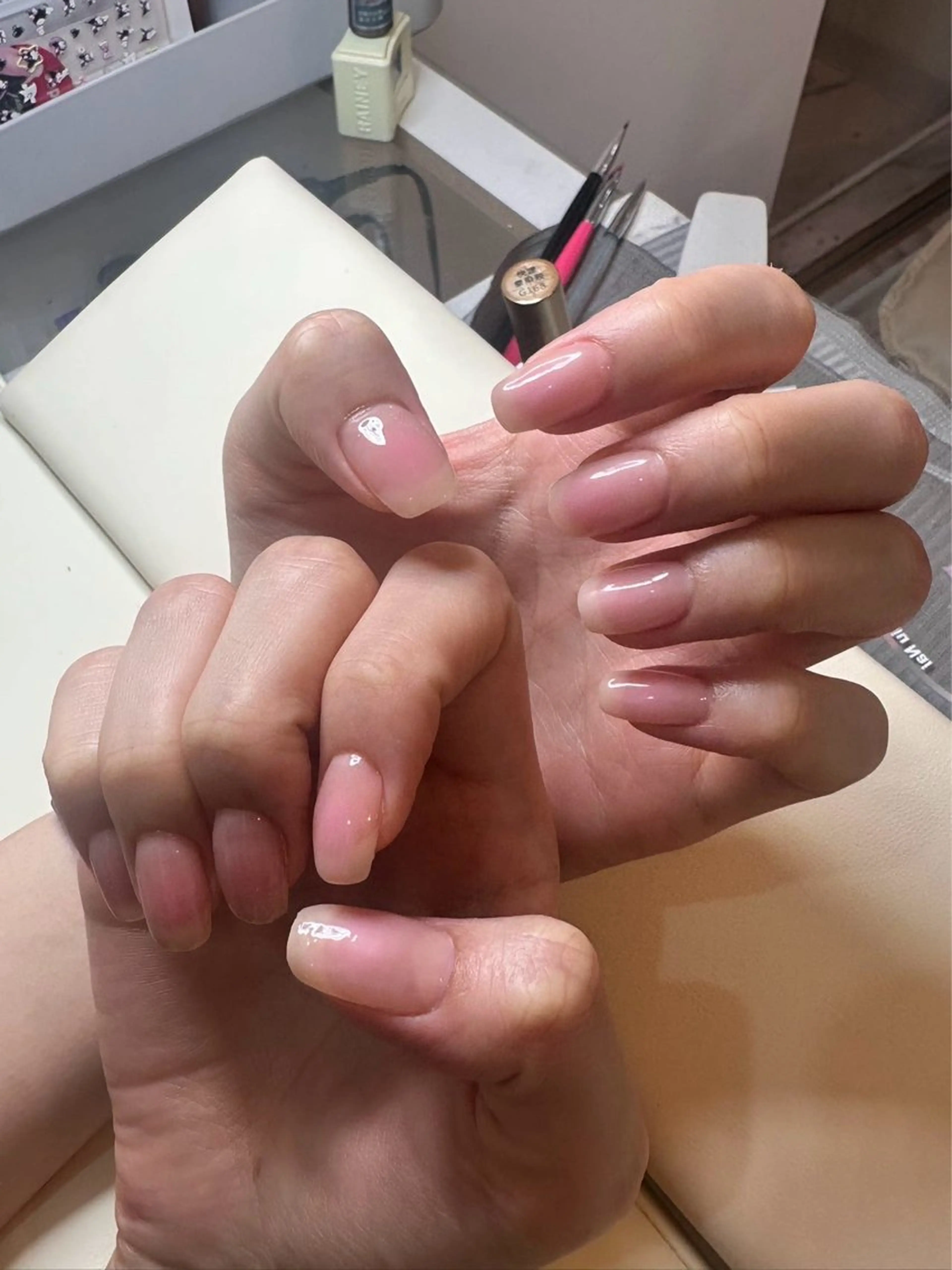 ネイル LEDアイラッシュ ∩_∩アオイのマツエク・マツパデザイン