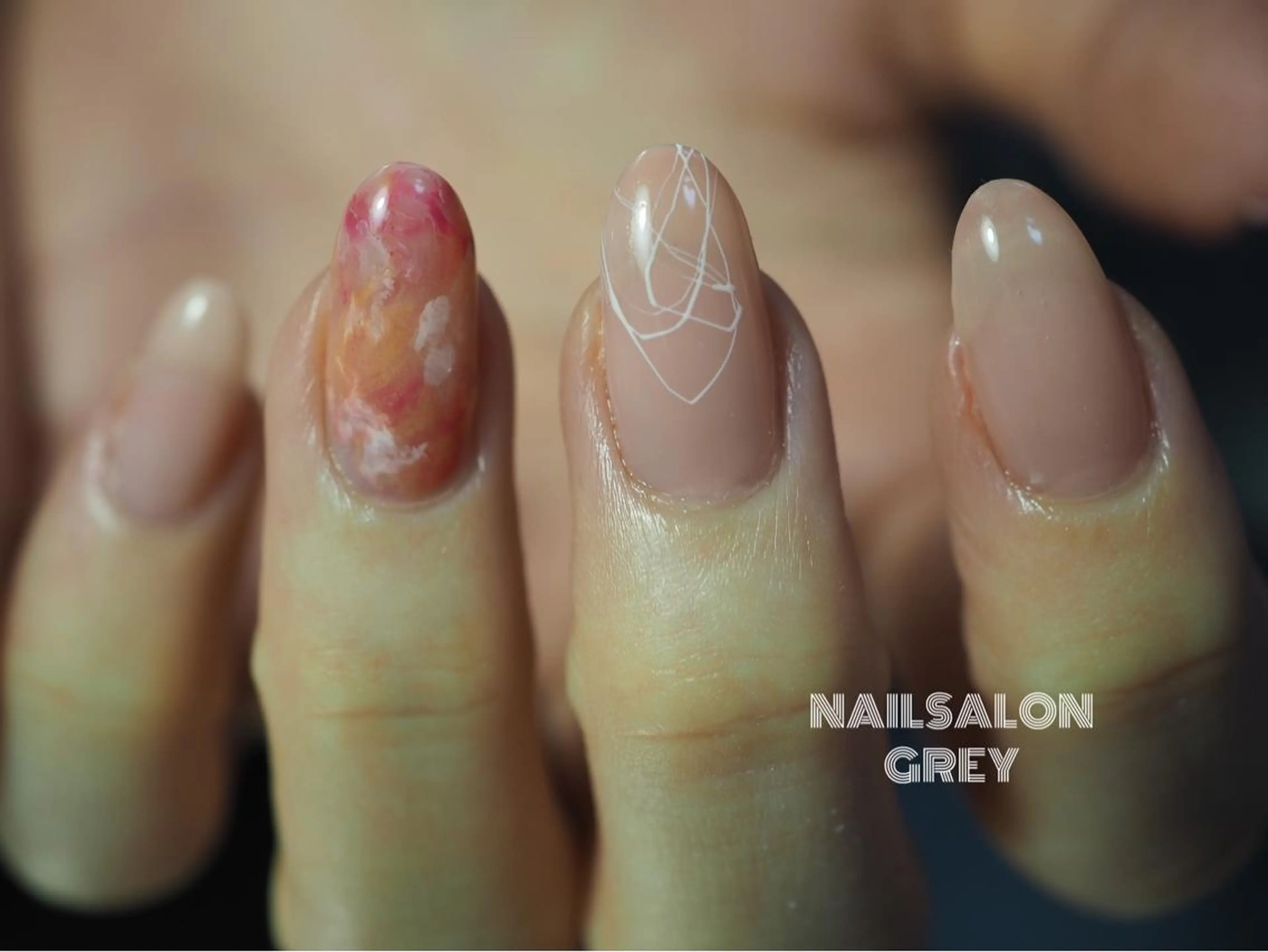 ネイル 【GREY】 TAIRAのネイルデザイン