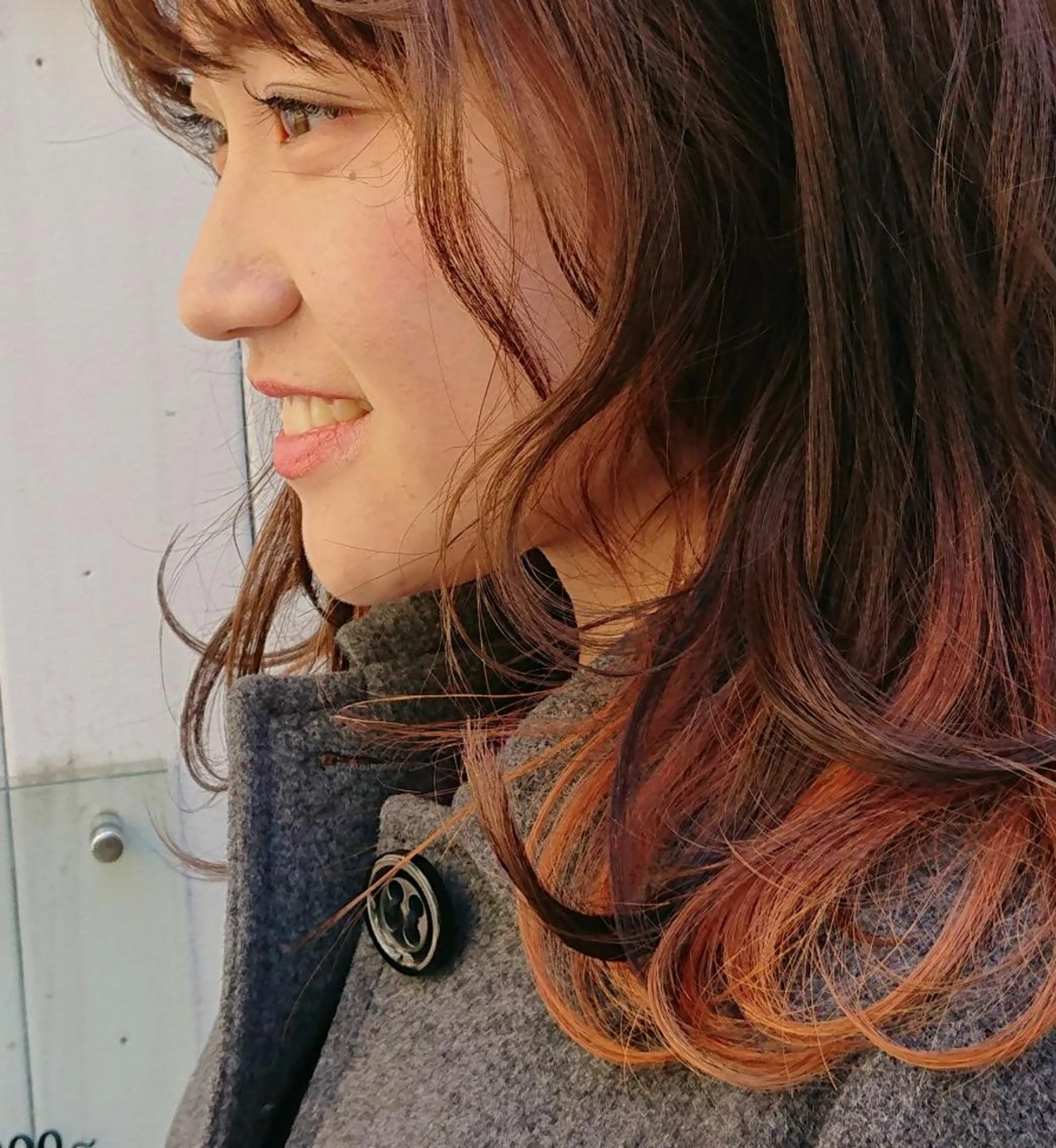 ミディアム カラー インナーカラー オレンジ coii コイ【原宿/表参道】のヘアスタイル