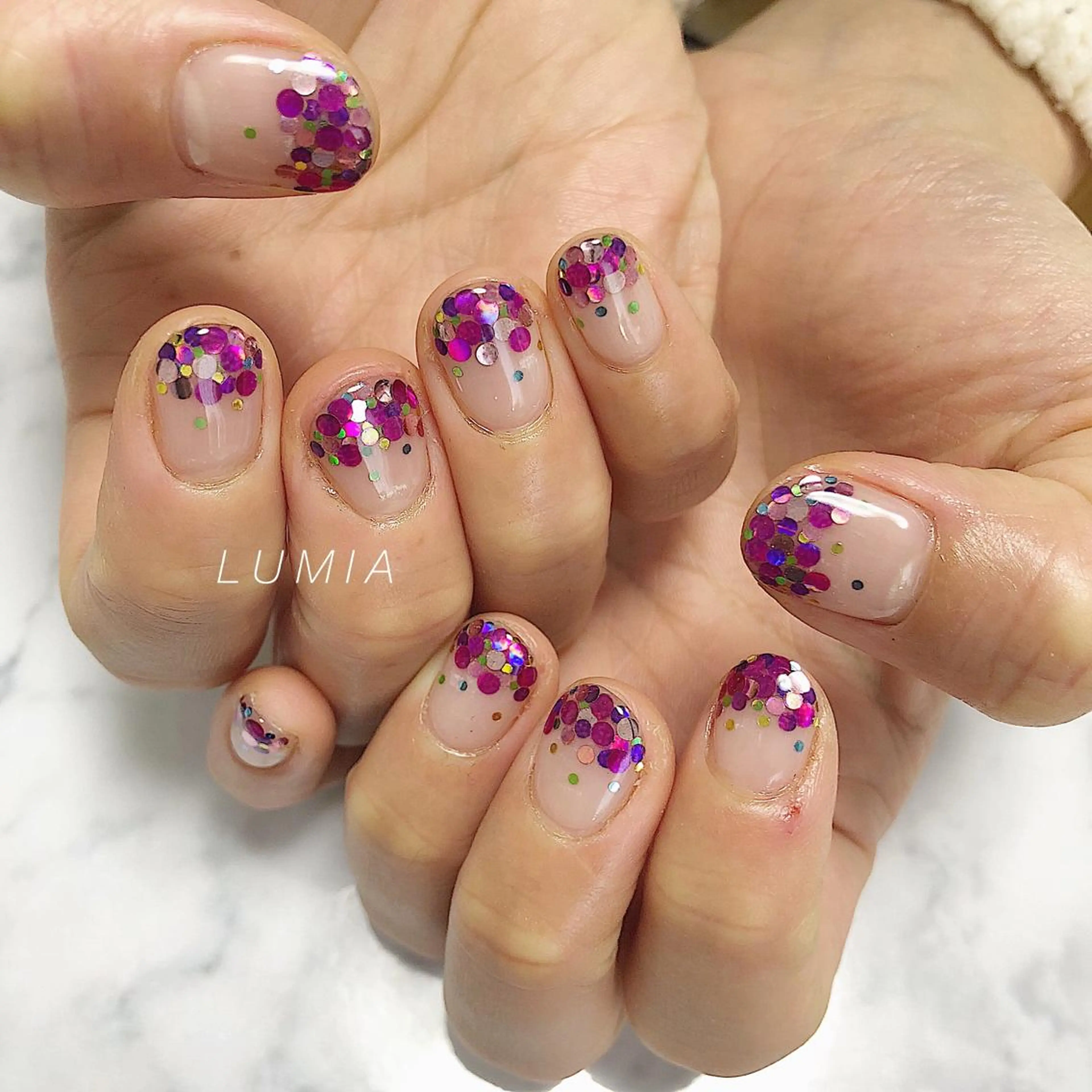 ネイル クリアネイル ジェルネイル グラデーション ホログラムネイル キラキラネイル nail&eyelash Rine所属・Rine 放出 (リネ)のネイルデザイン