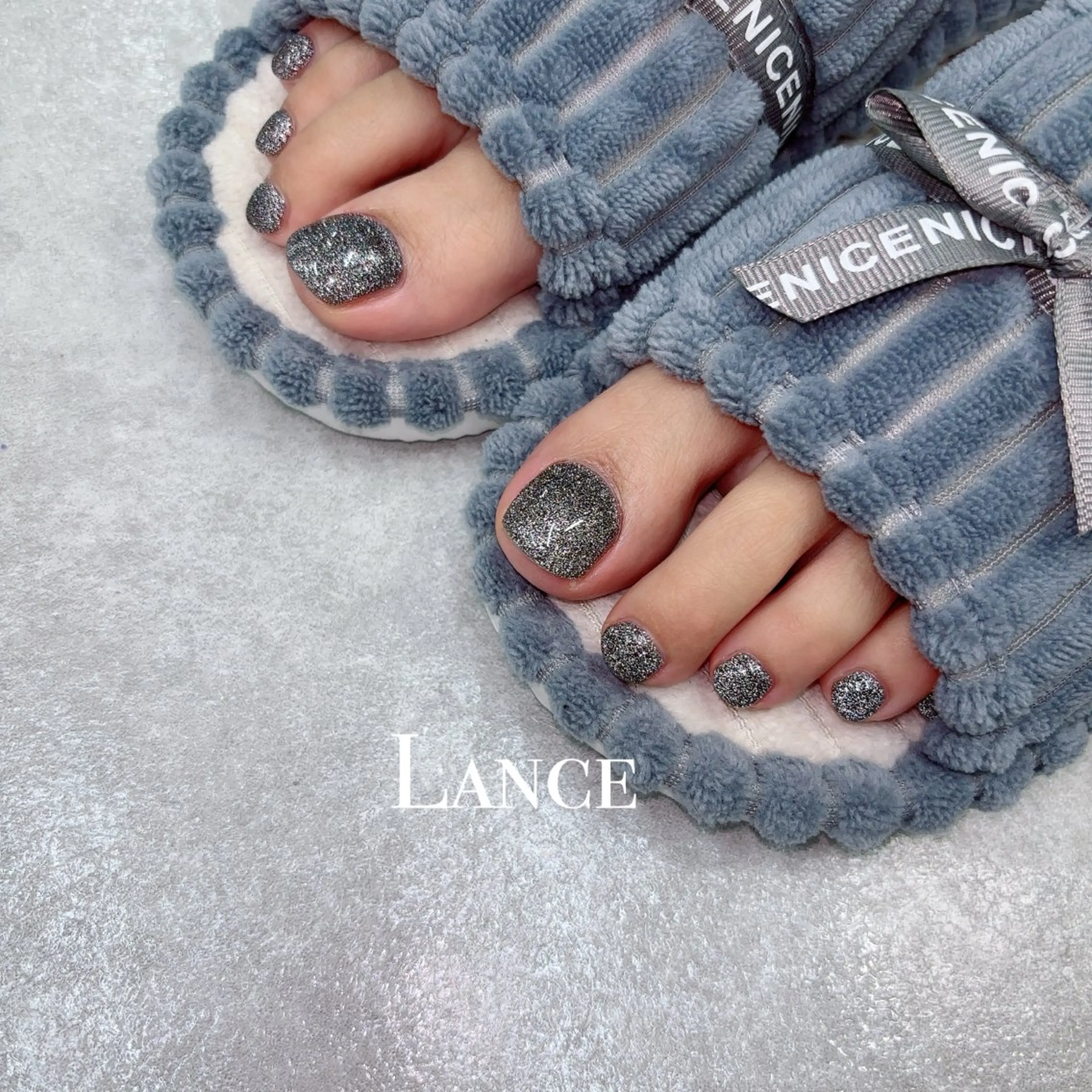 ネイル オーロラネイル フラッシュネイル フットネイル 氷ネイル・うるうるネイル キラキラネイル フットネイル Lance nailのネイルデザイン