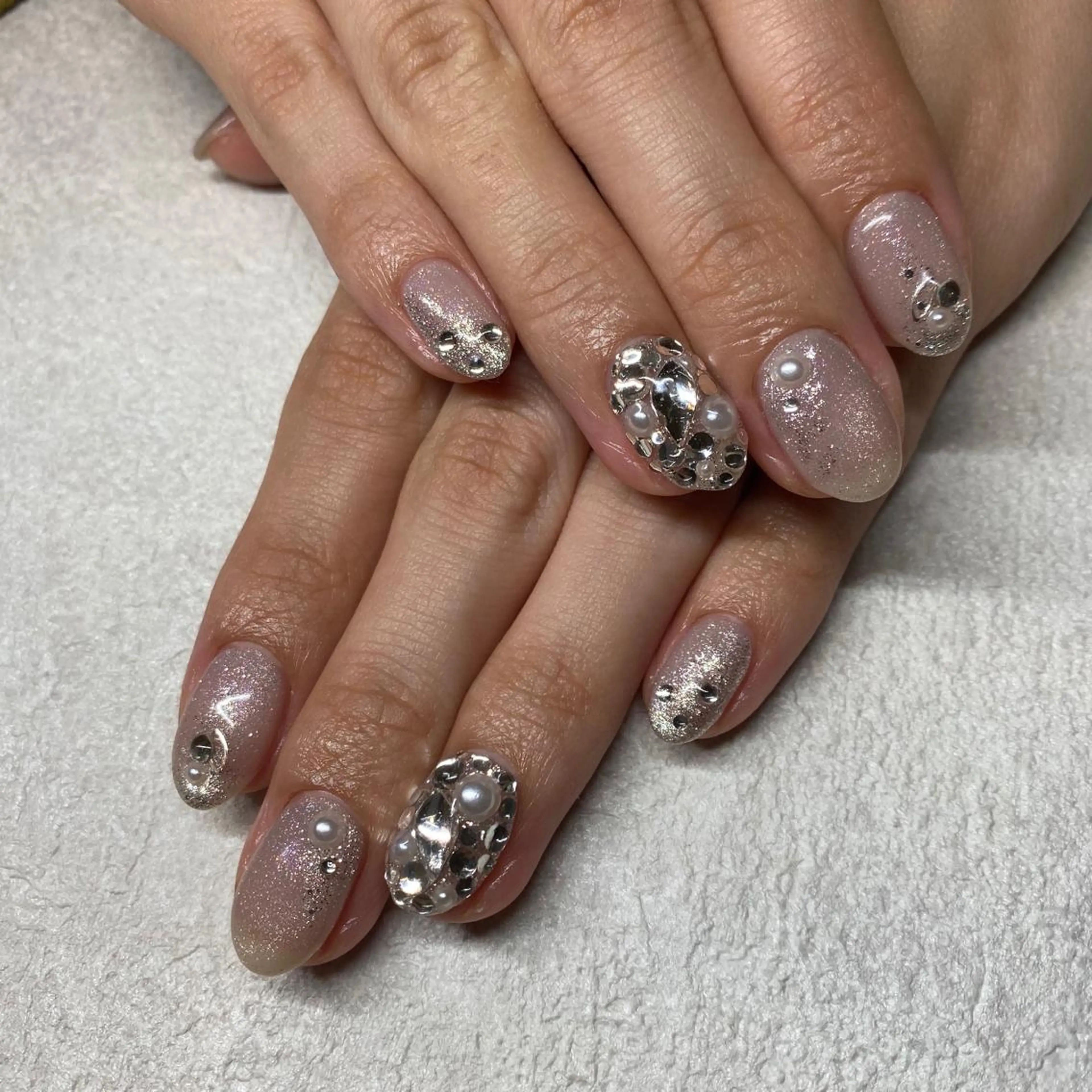 ネイル ハンドネイル NORA nail UMEDAのネイルデザイン