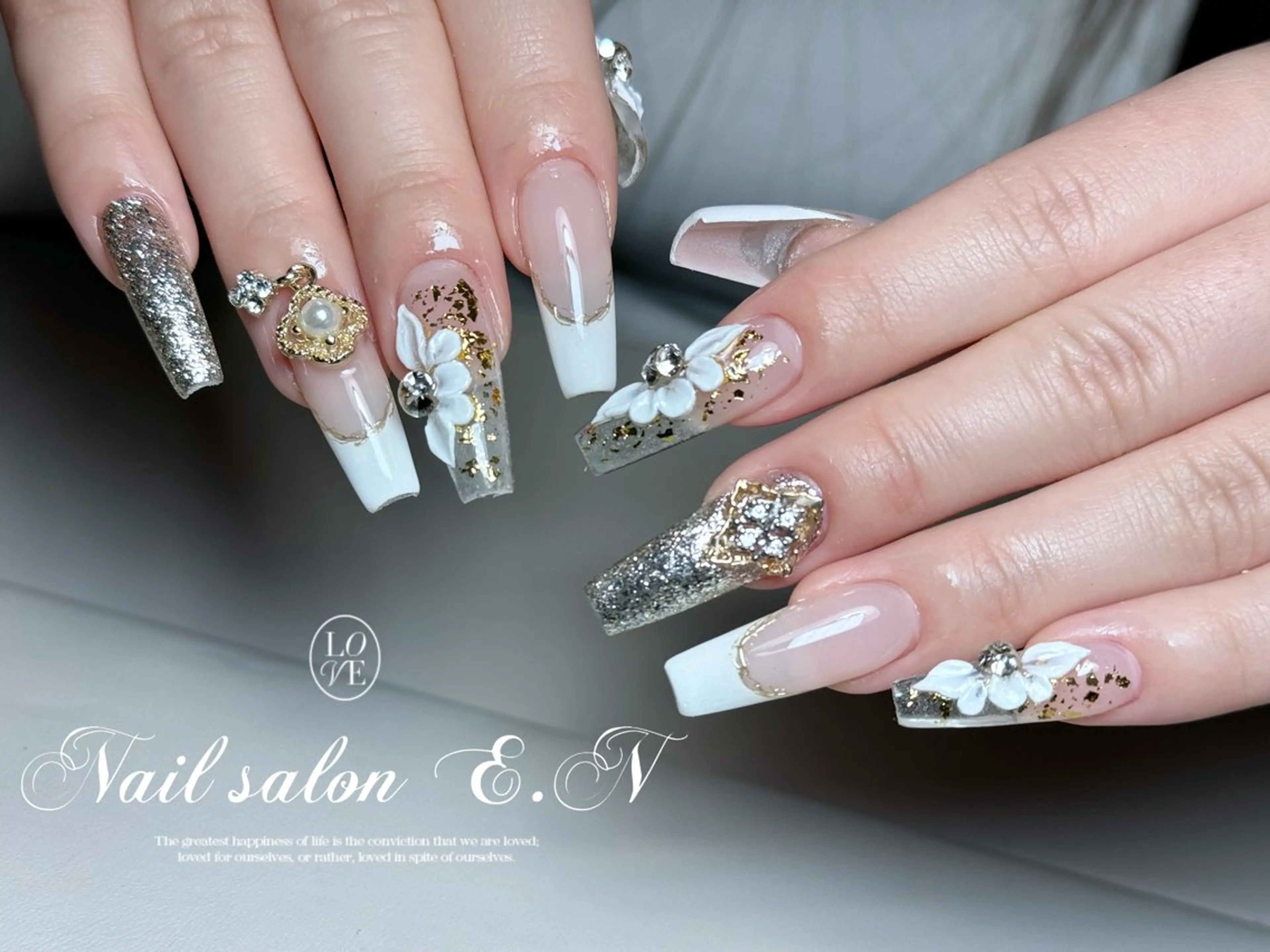 ネイル ハンドネイル E.N🦋 長さ出し/持ち込みのネイルデザイン