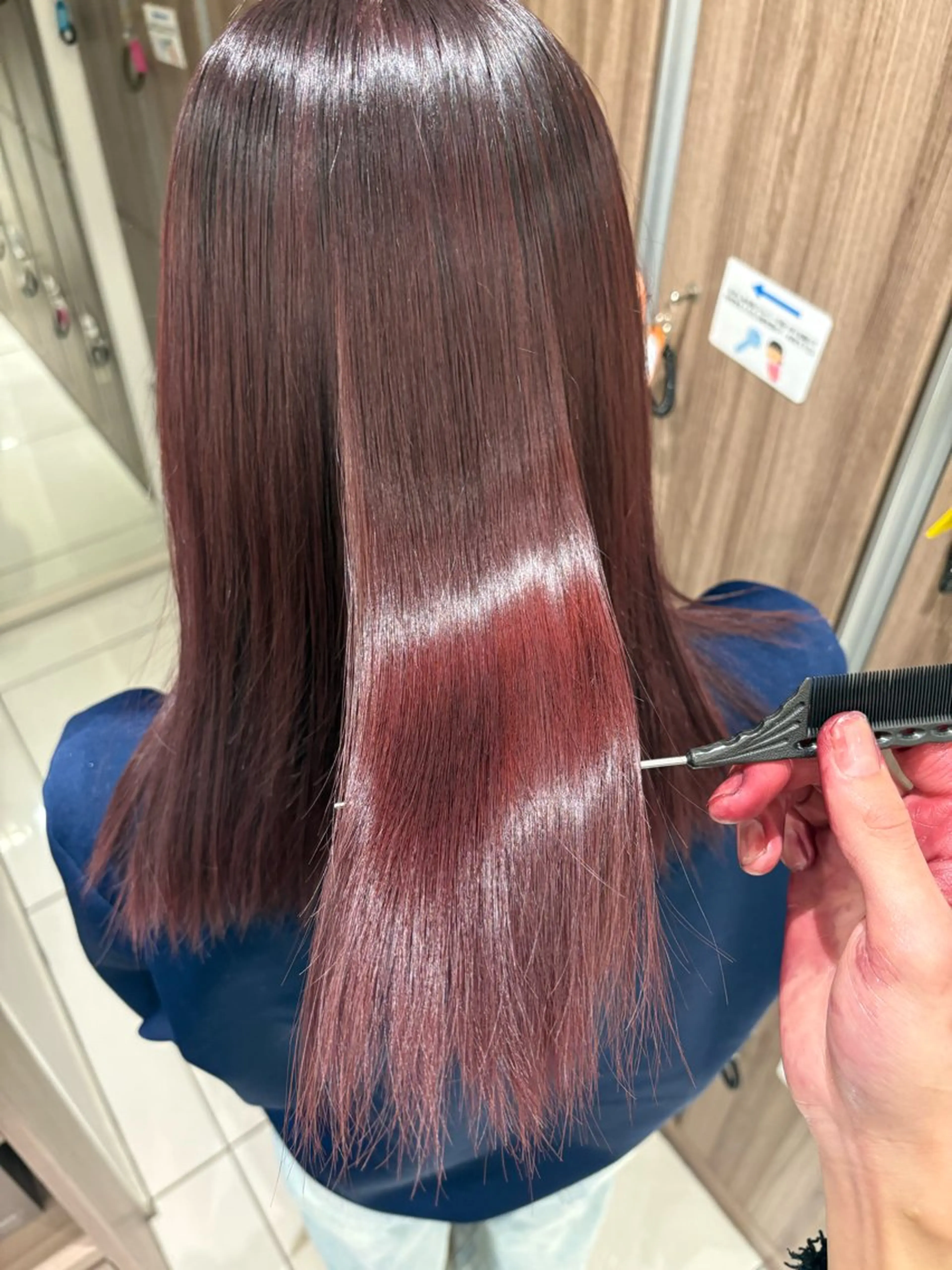 セミロング ヘアカラー 艶感カラー✨ kokiのヘアスタイル