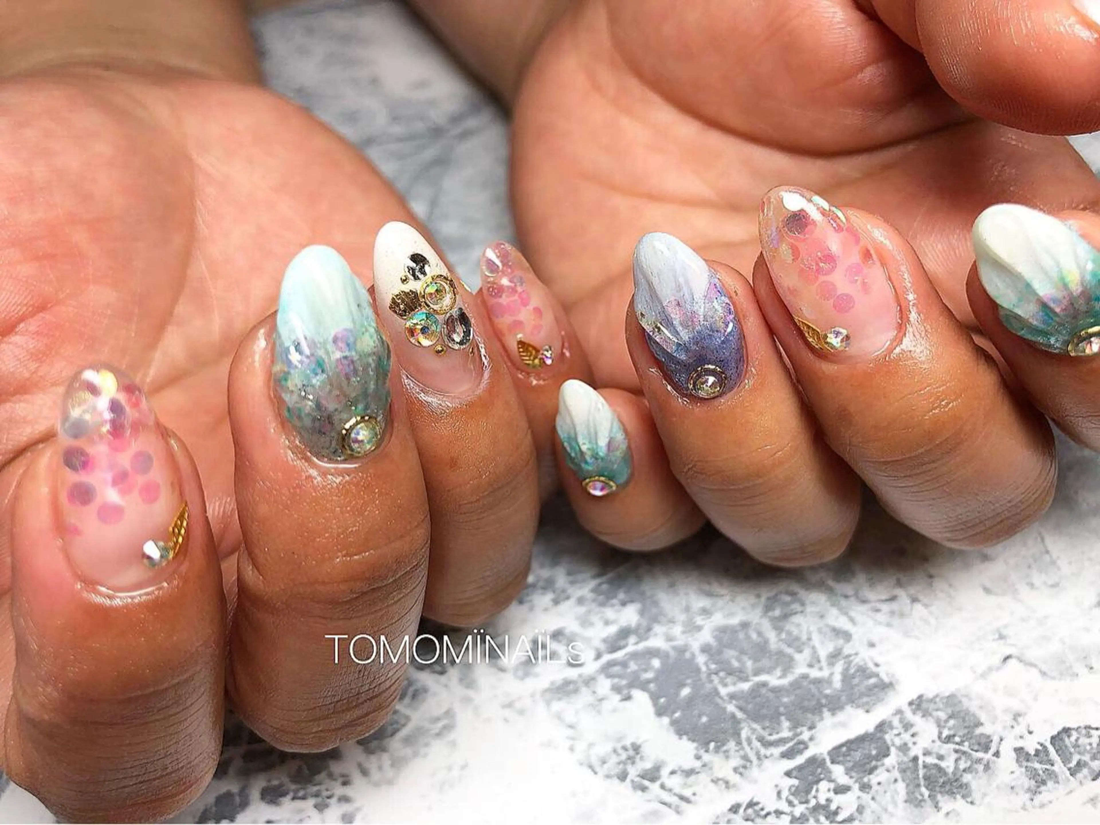ネイル private salon TOMOMINAILs所属・TOMOMI NAILsのネイルデザイン