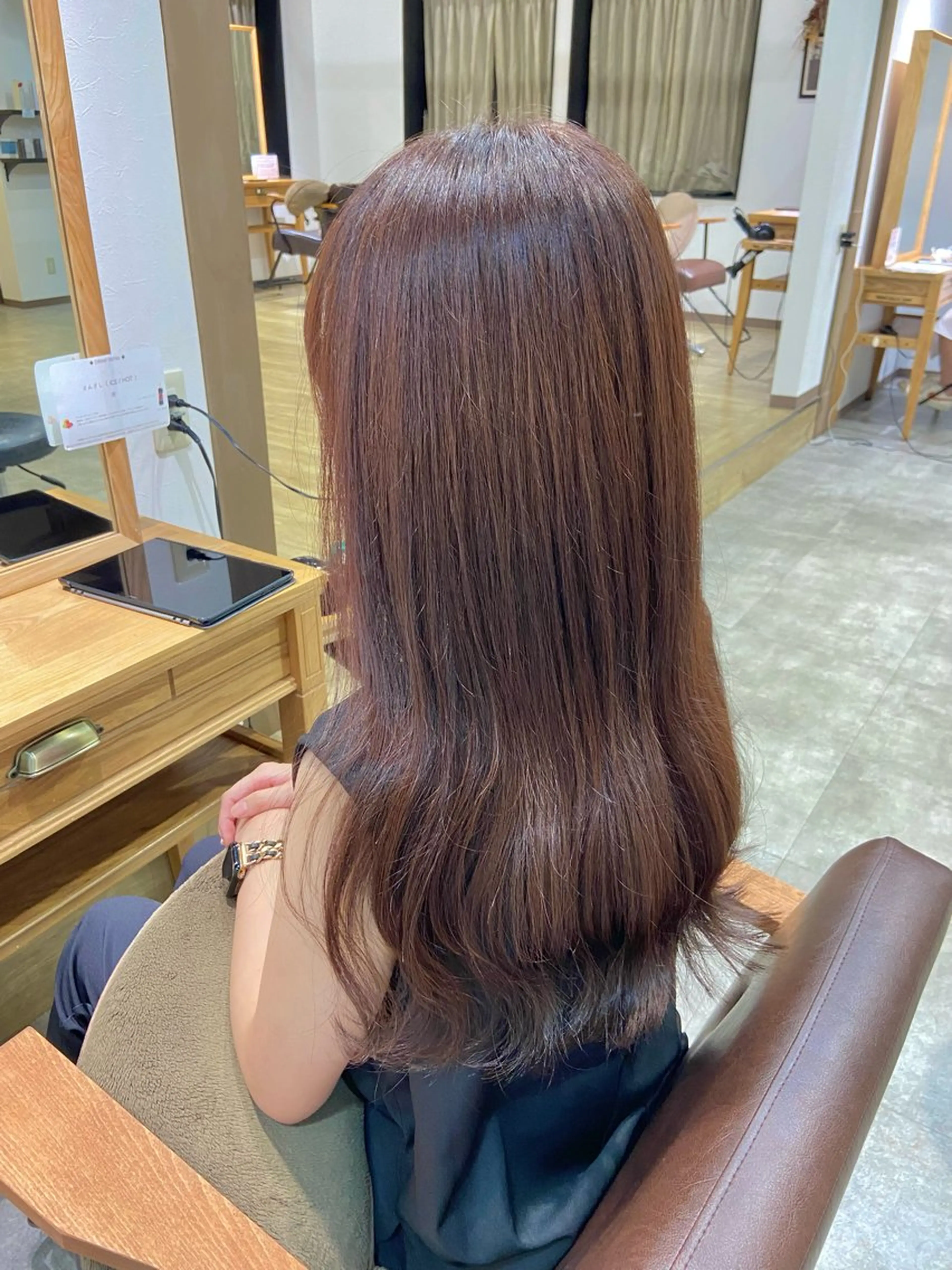 ロング カラー ブラウンカラー lico hair&relaxation所属・lico 栁 詩音のマツエク・マツパデザイン