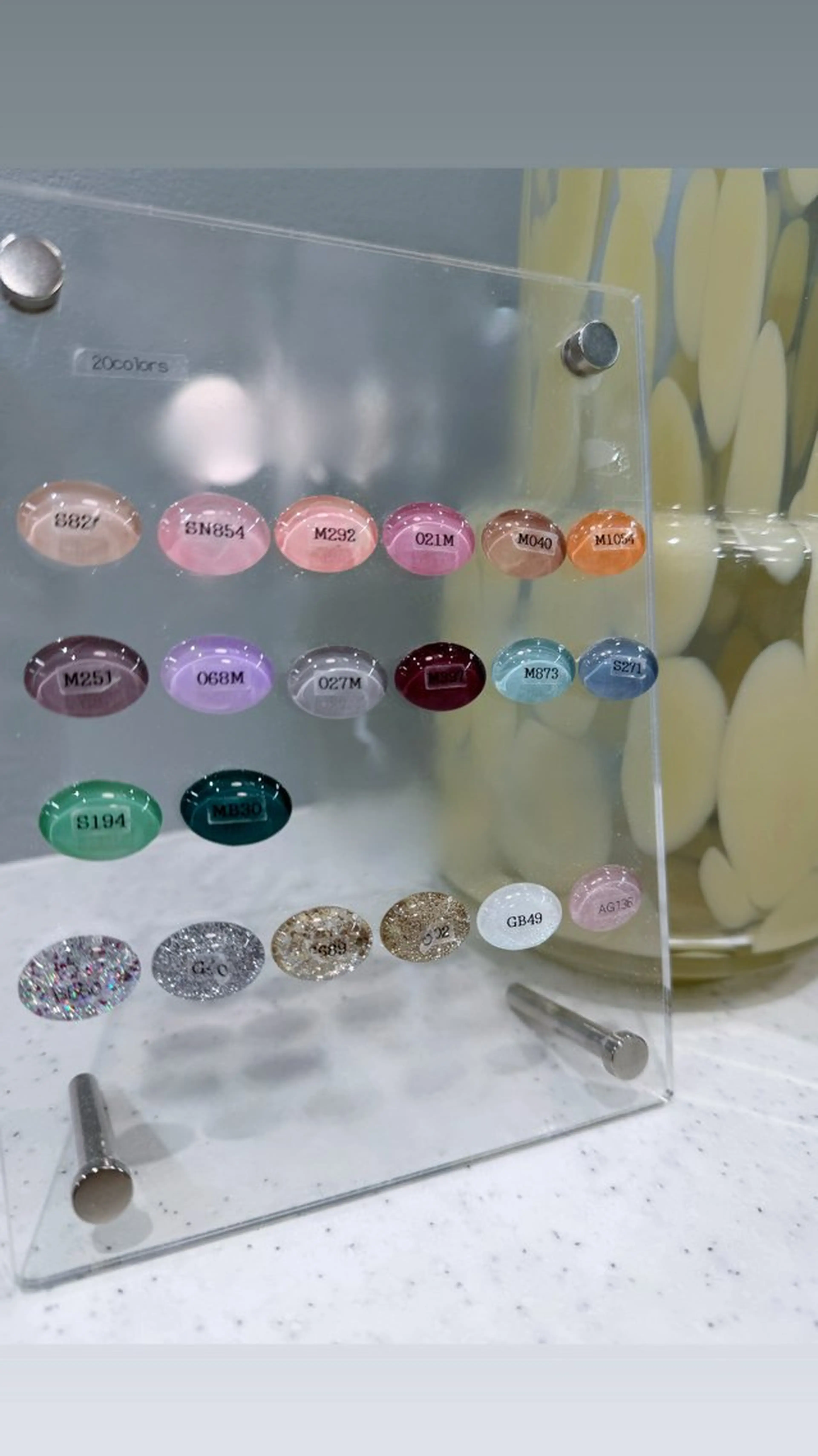 ネイル ラメ(グリッター) ラメグラデーション ハンドネイル よこやま🐩💭 eight nailのネイルデザイン