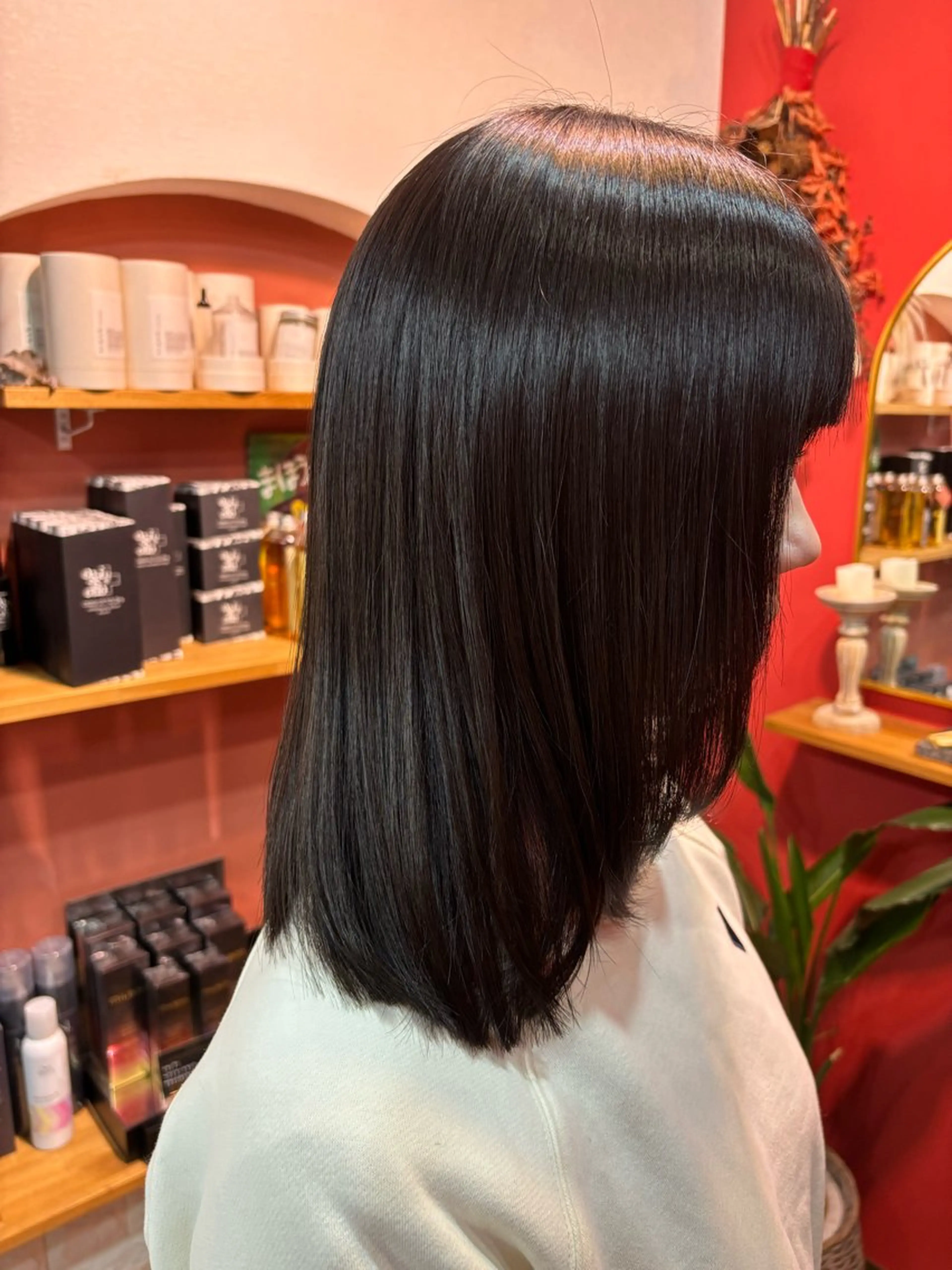 ミディアム 大久保 愛のヘアスタイル