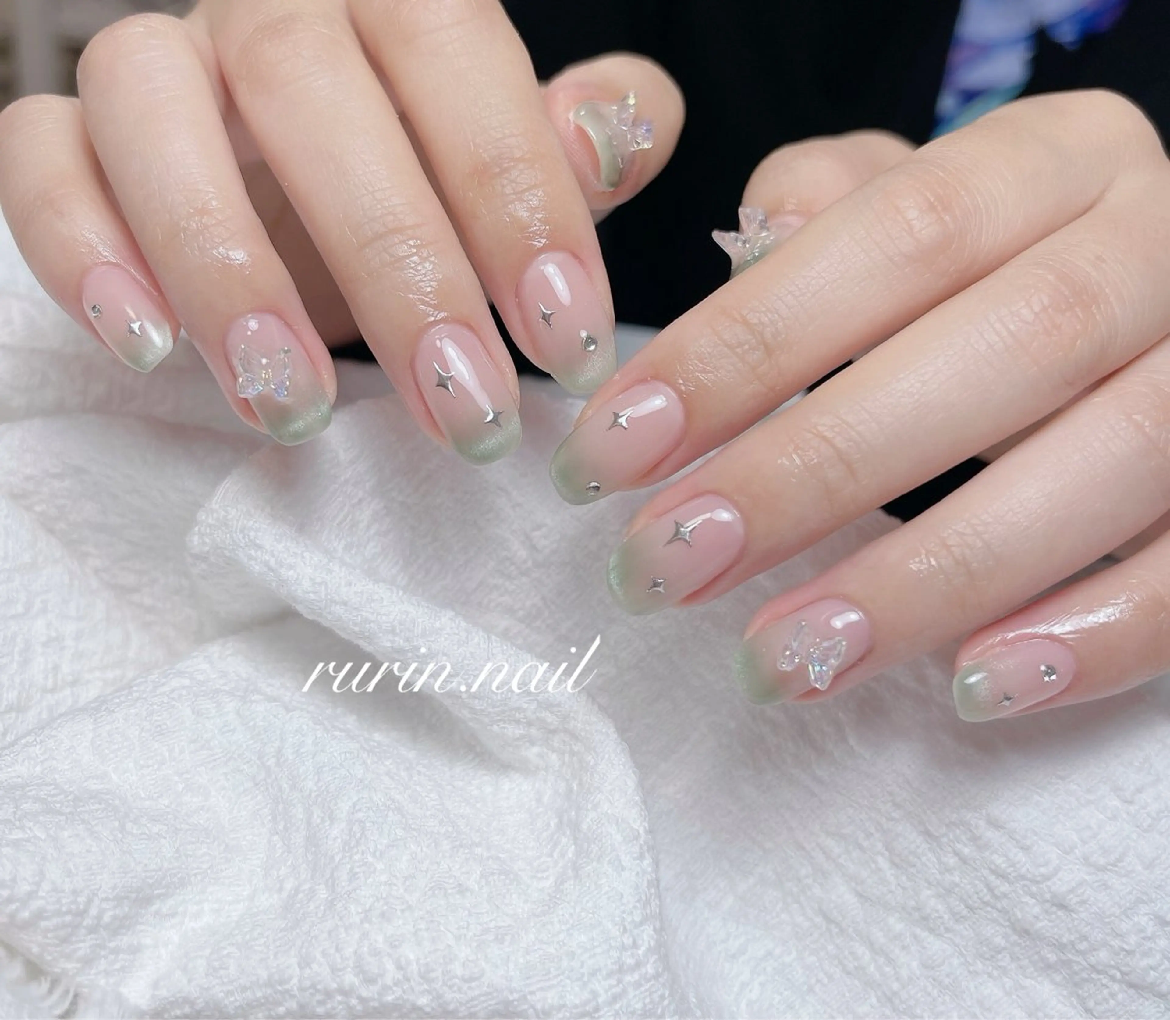 ネイル ルリン サロン💅のネイルデザイン