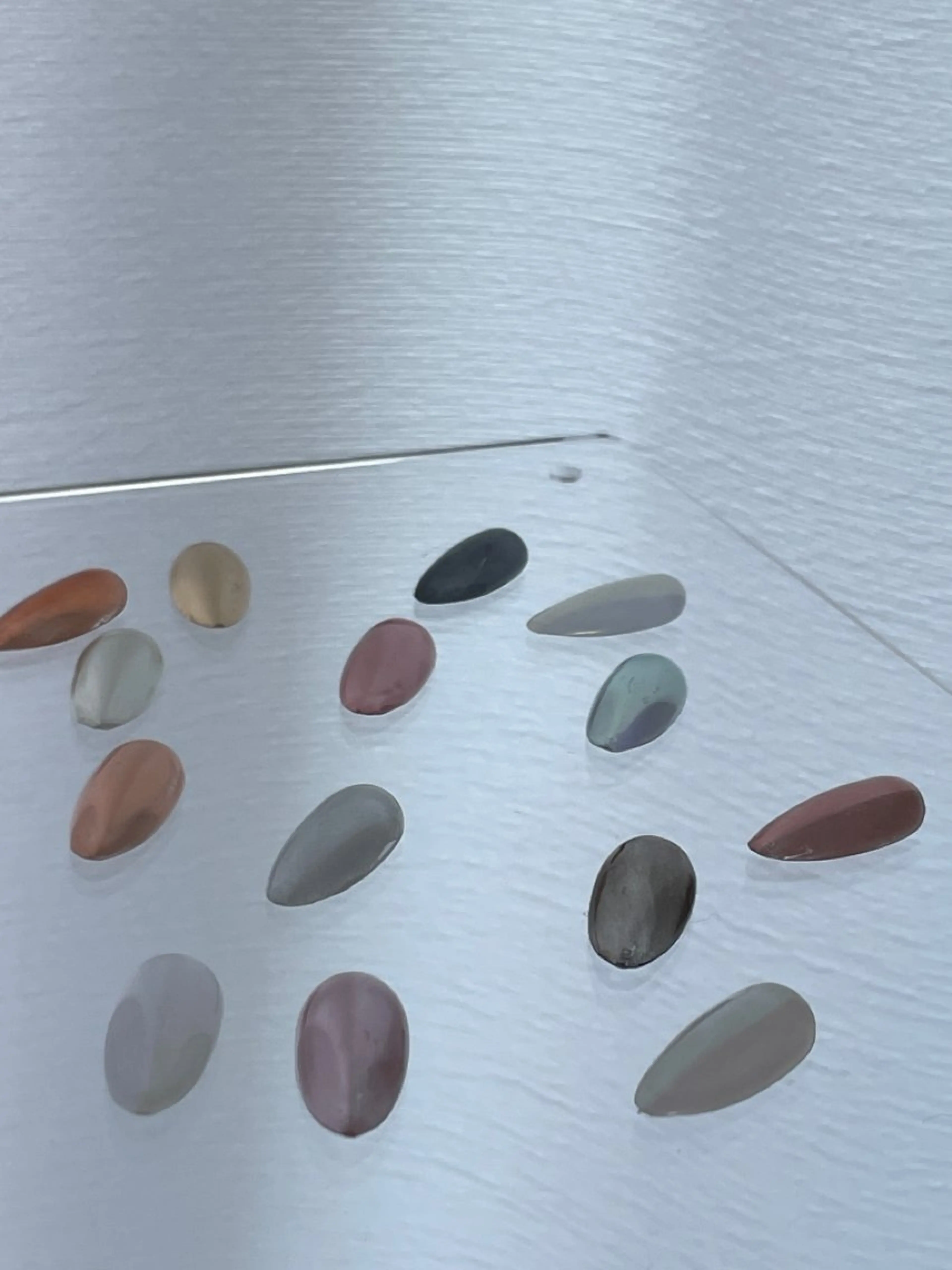 オフあり　メンズネイルワンカラーの写真