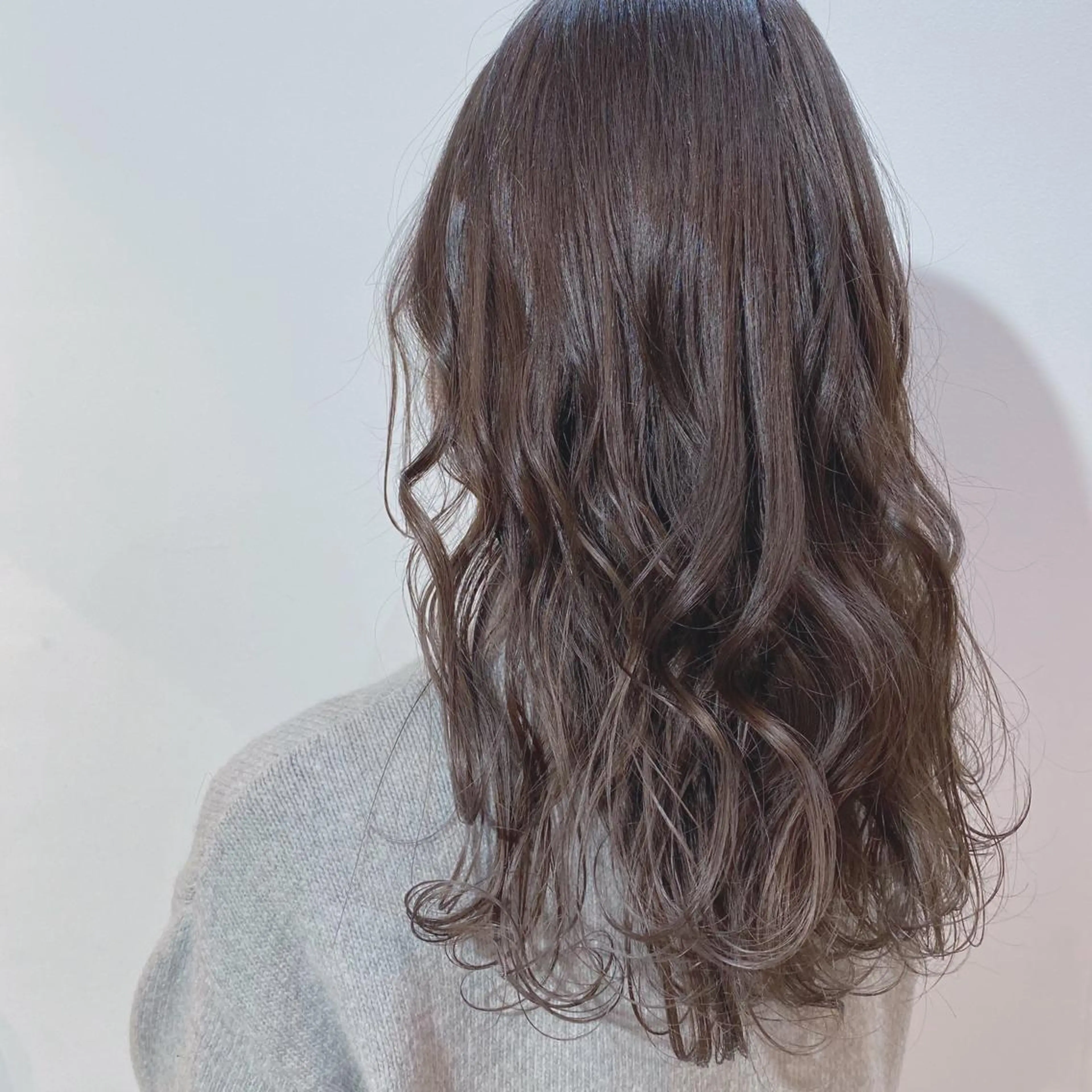 セミロング カラー 新宿/韓国風レイヤー 髪質改善/渋谷直樹のヘアスタイル