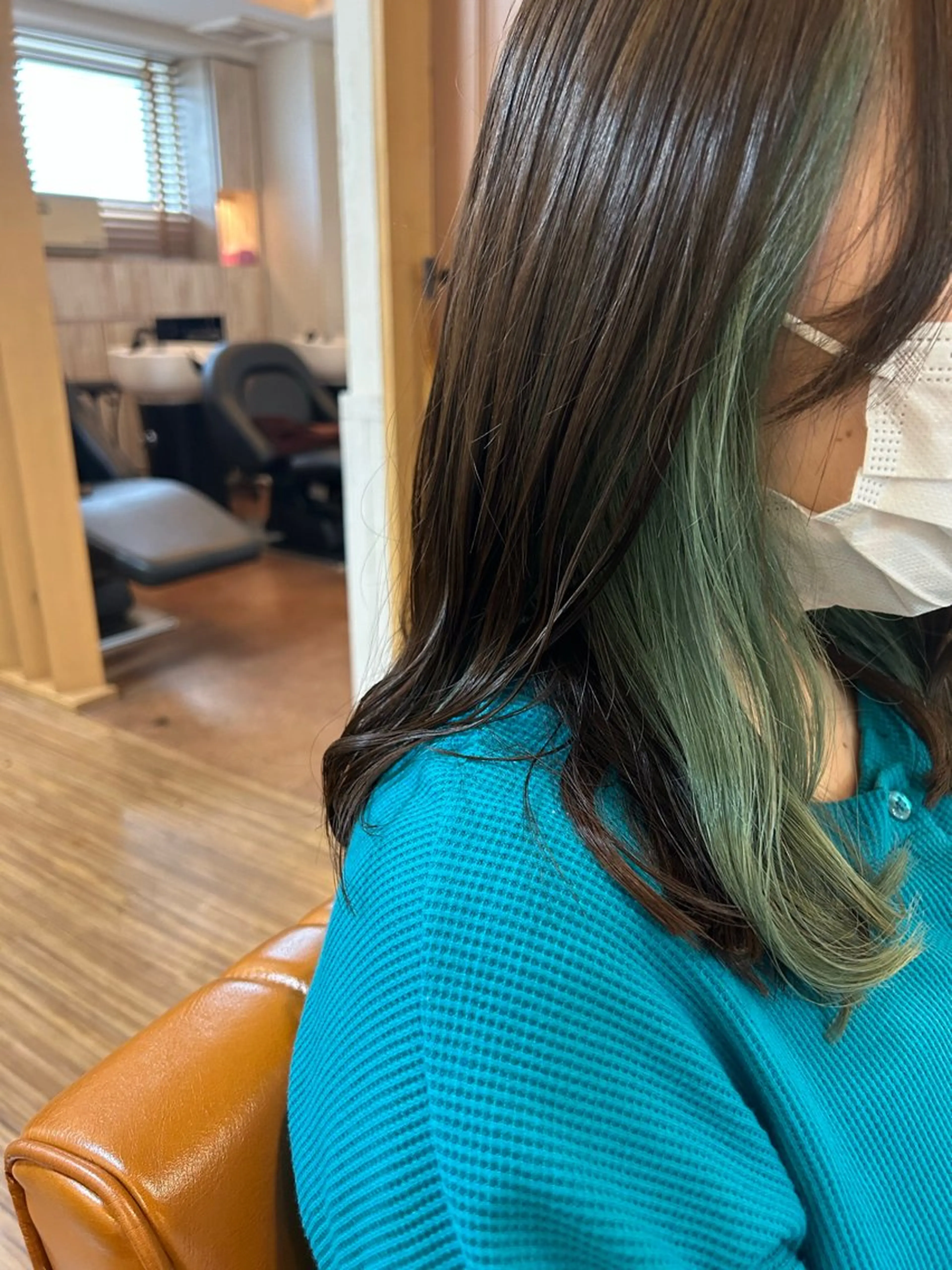 カラー インナーカラー glam ミサキのヘアスタイル