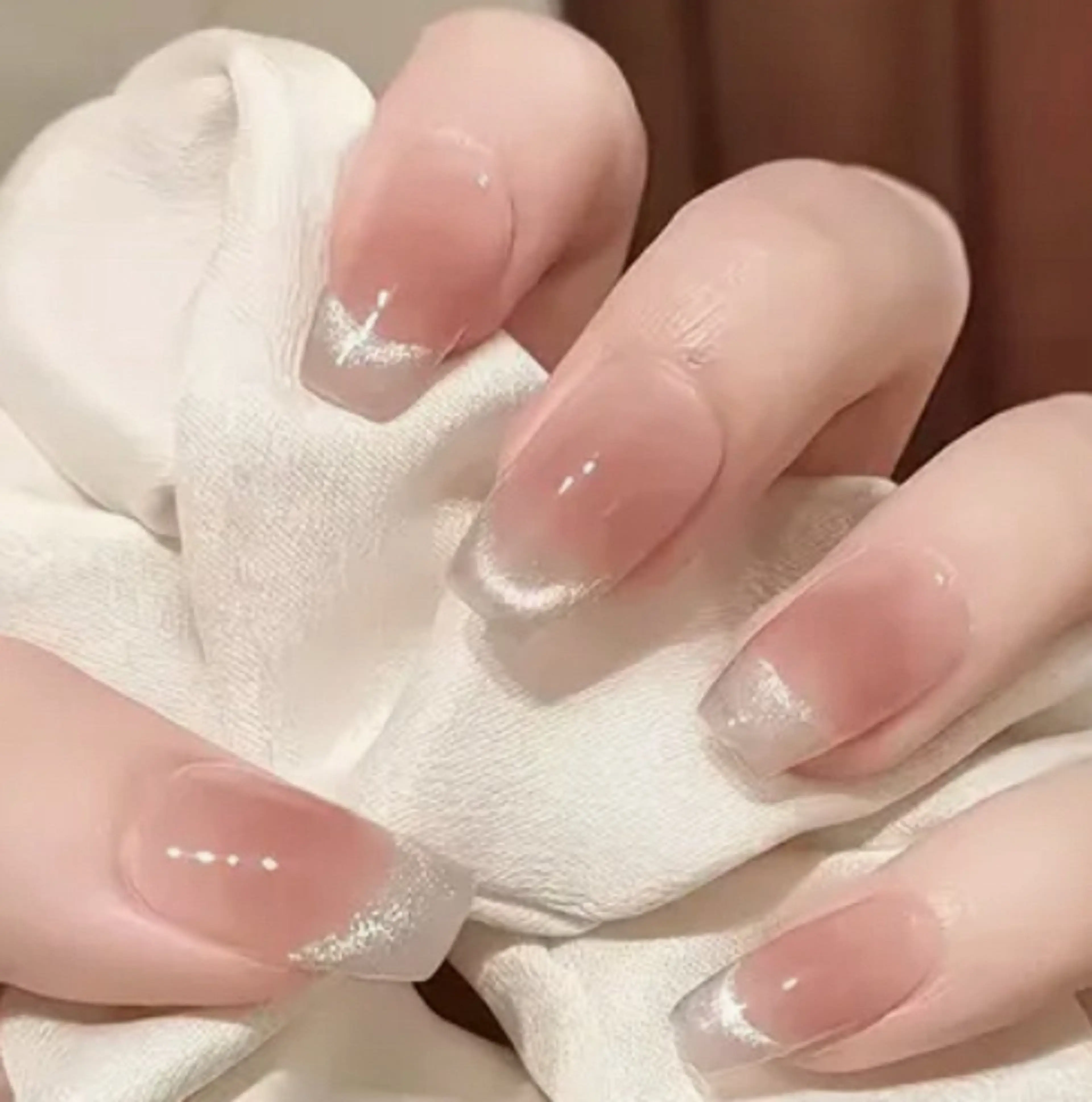 ネイル Queen Nail 　クイーンネイルのネイルデザイン