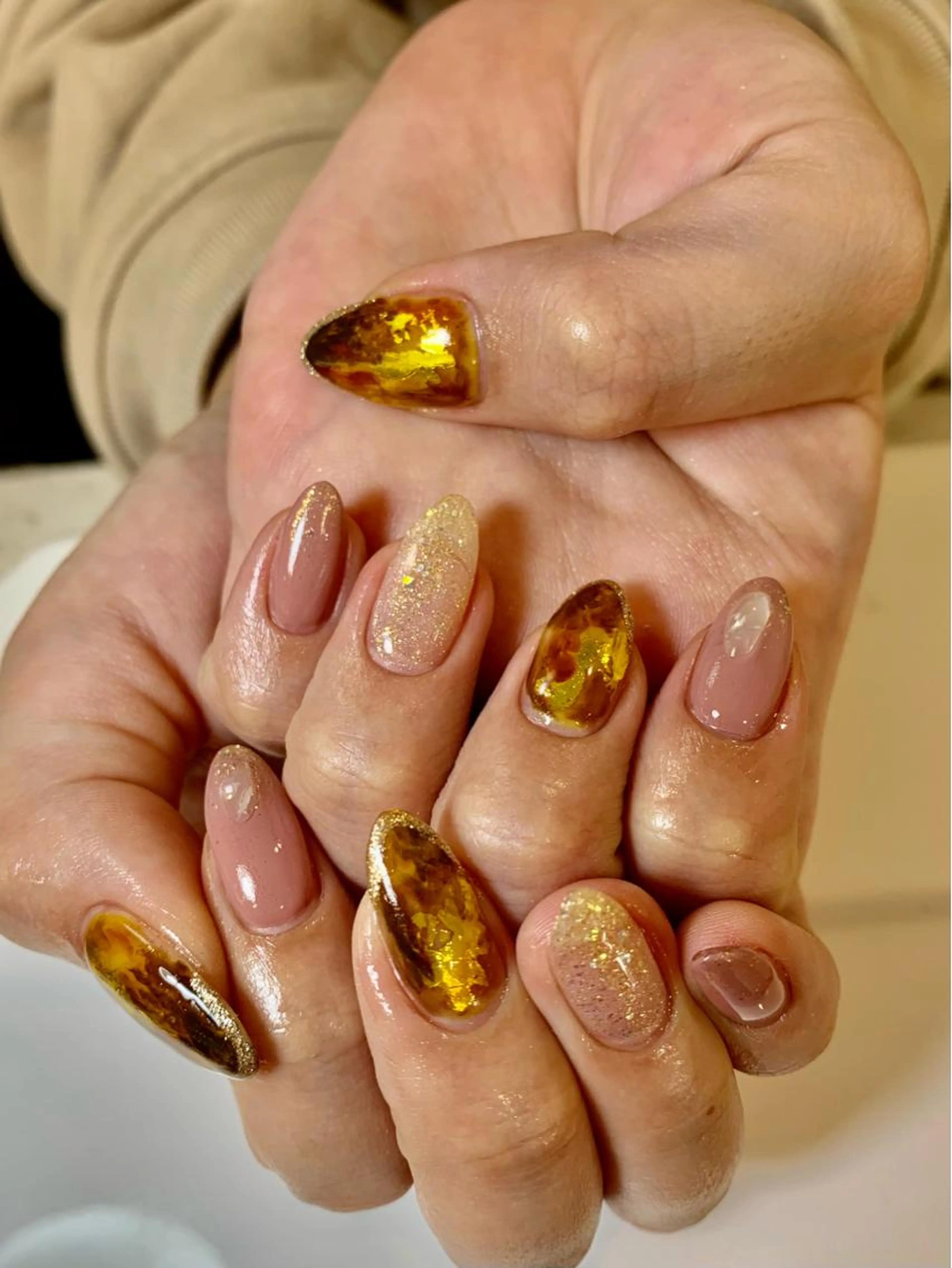 ワンカラー💅ラメグラ【100色以上あるお色の中からお選び下さい】【1色追加は550円です】の写真
