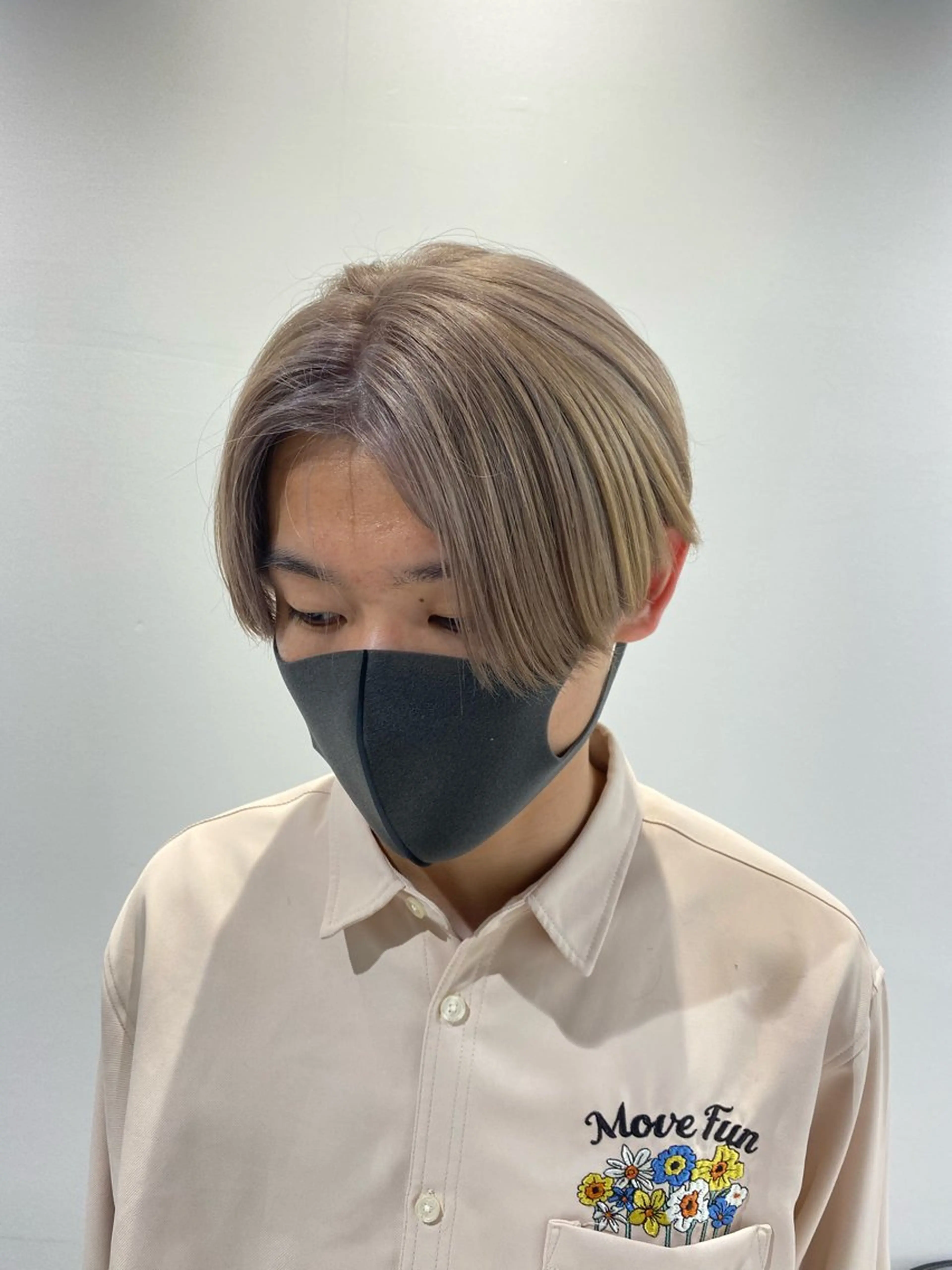 メンズ センターパート メンズ韓国風 メンズサロン NoLimit所属・メンズ特化 ヤマタニ　ユウワのヘアスタイル