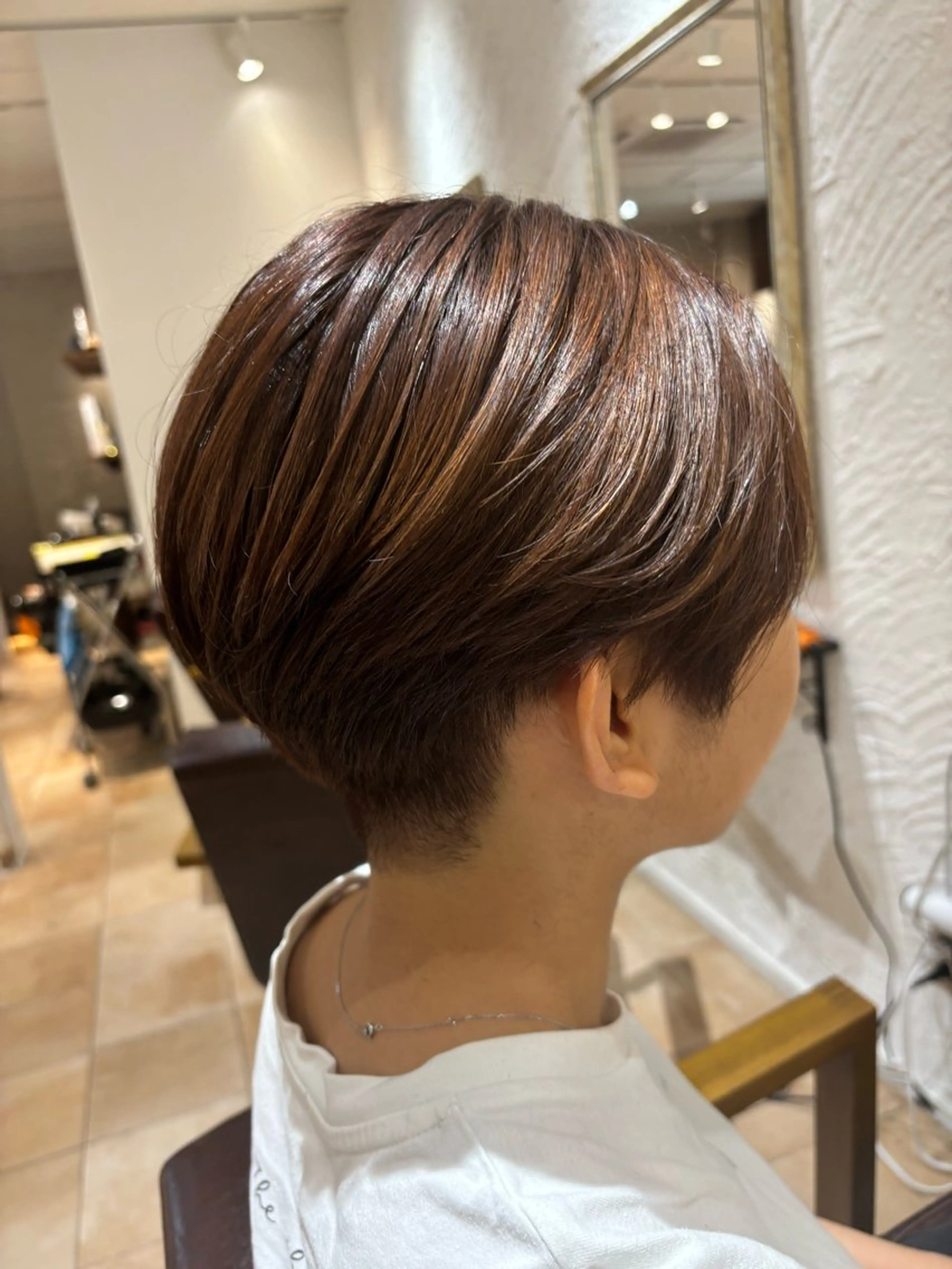 ショート カラー ハンサムショート ブラウンカラー チョコレートブラウン ショートヘア カット ヘアカラー トリートメント 🌈透明感カラー🌈 🌟吉田祐介🌟のヘアスタイル