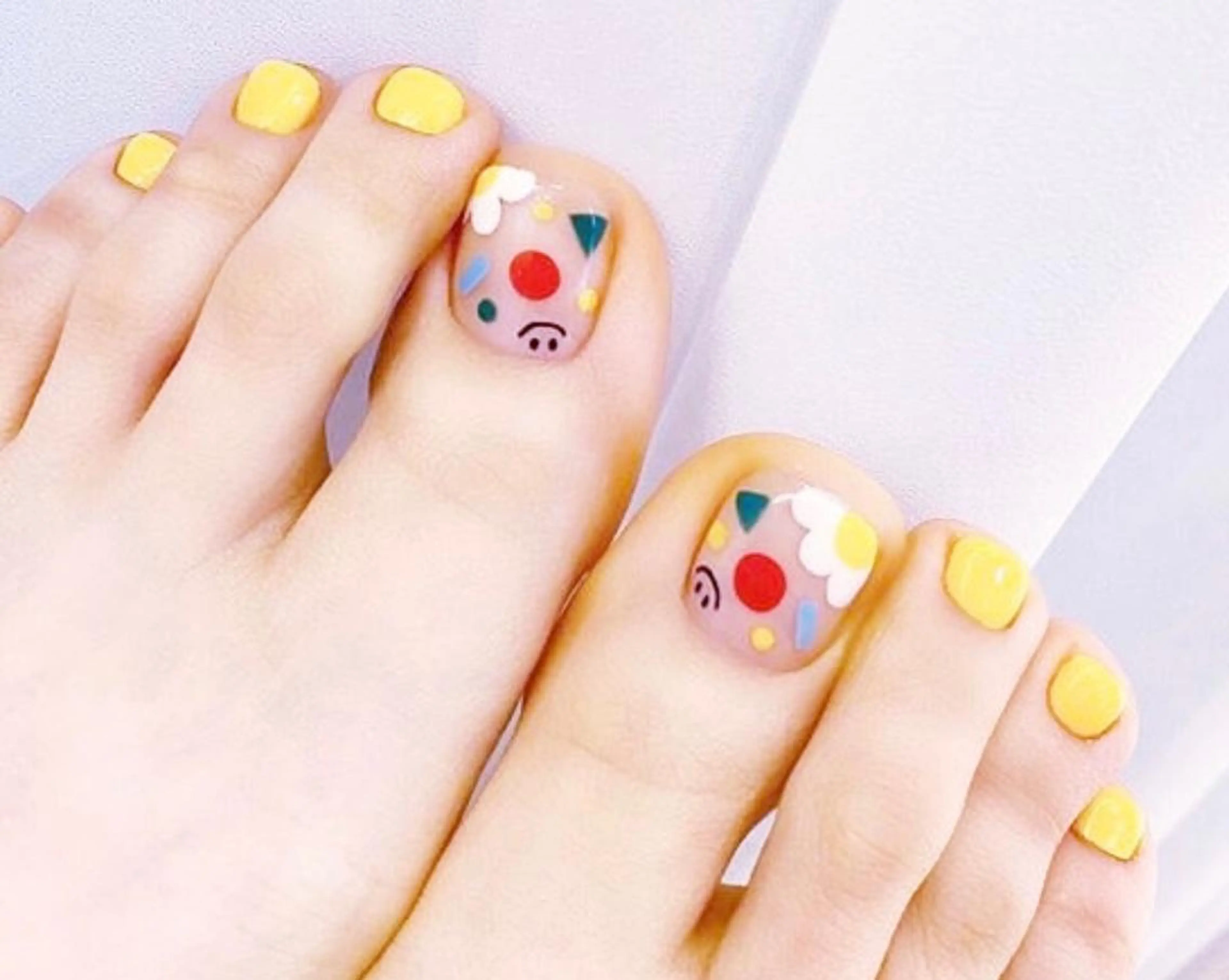 ネイル フットネイル UU Beauty &Nailのネイルデザイン