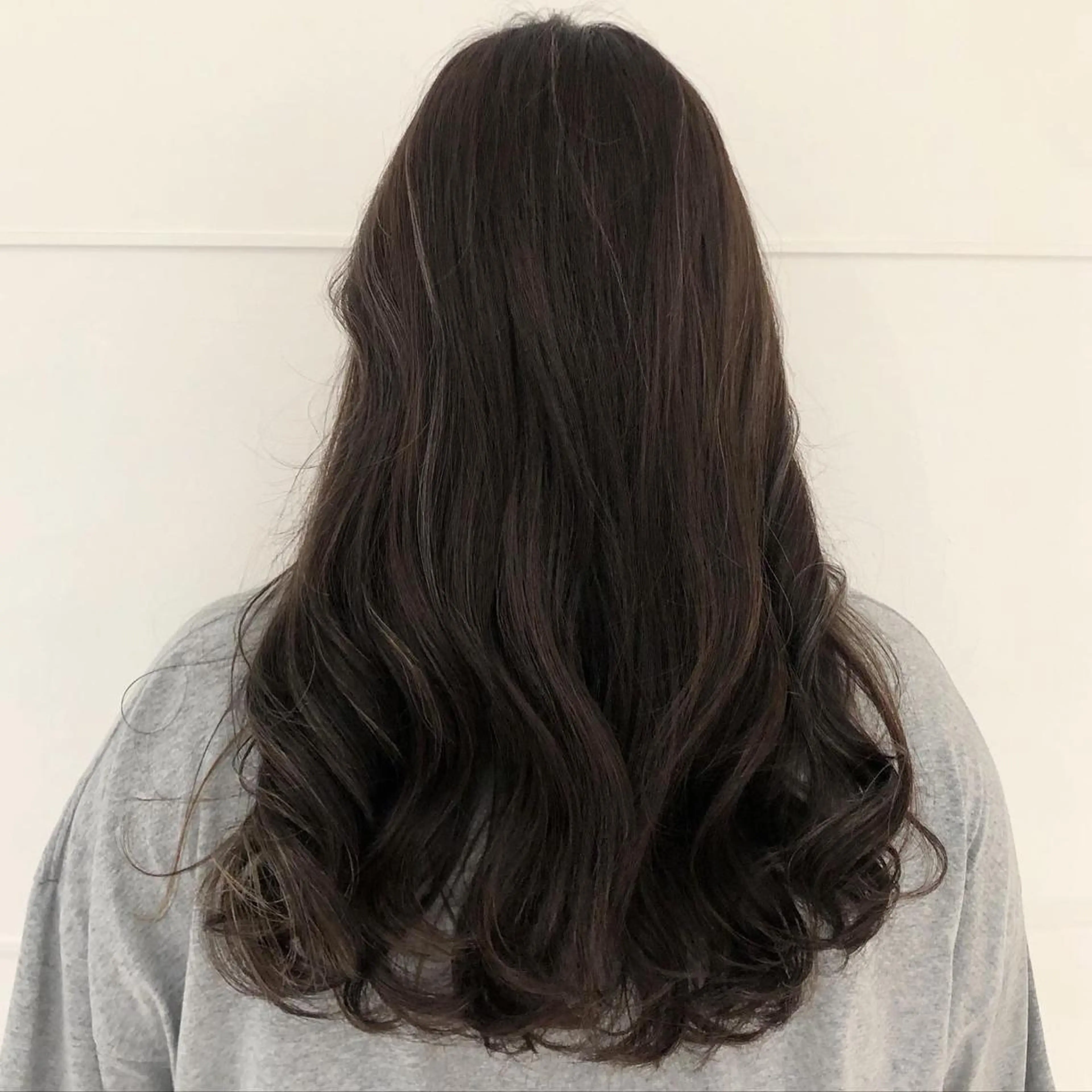 ロング カラー kakimotoarms自由が丘CLEO所属・田中 小百合のヘアスタイル